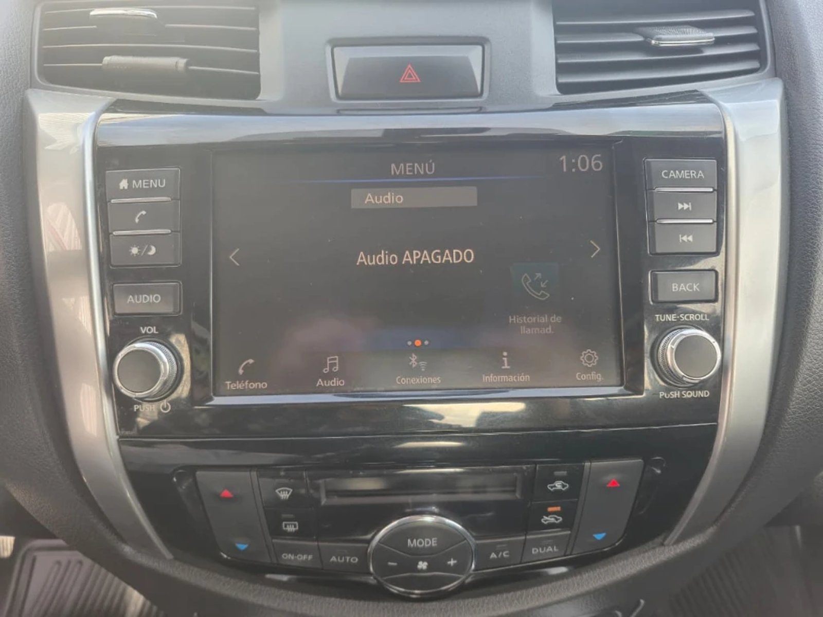 Nissan Navara 2023 - Imagen 18 de 20