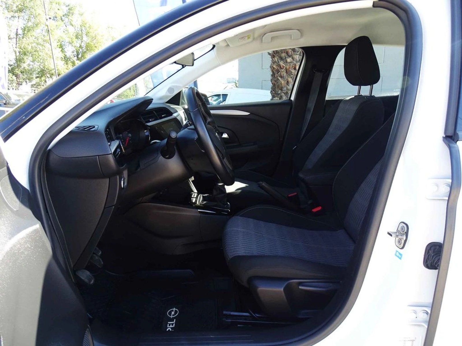 OPEL CORSA 2021 - Imagen 14 de 20