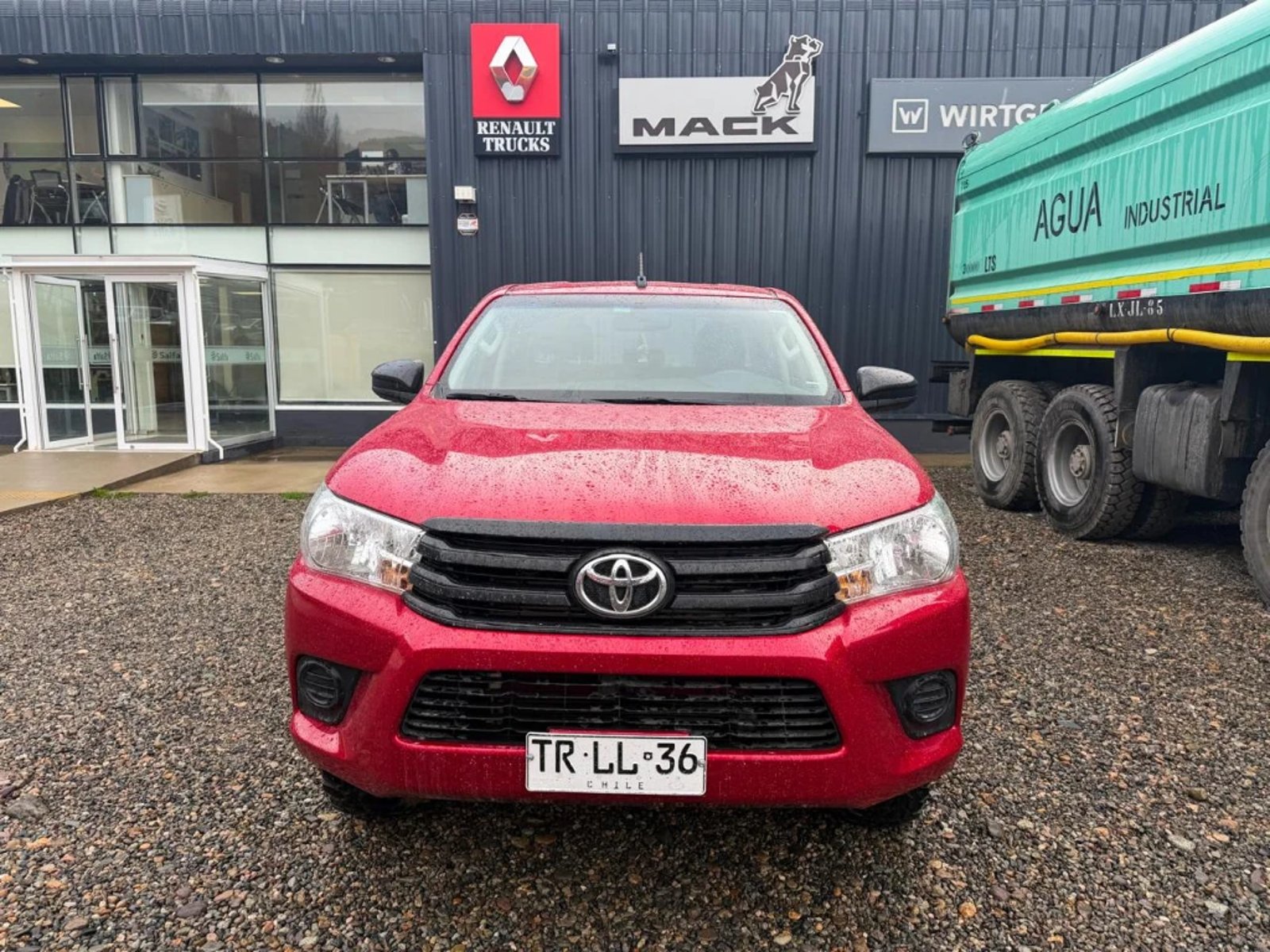 Toyota Hilux 2024 - Foto 2 de 20