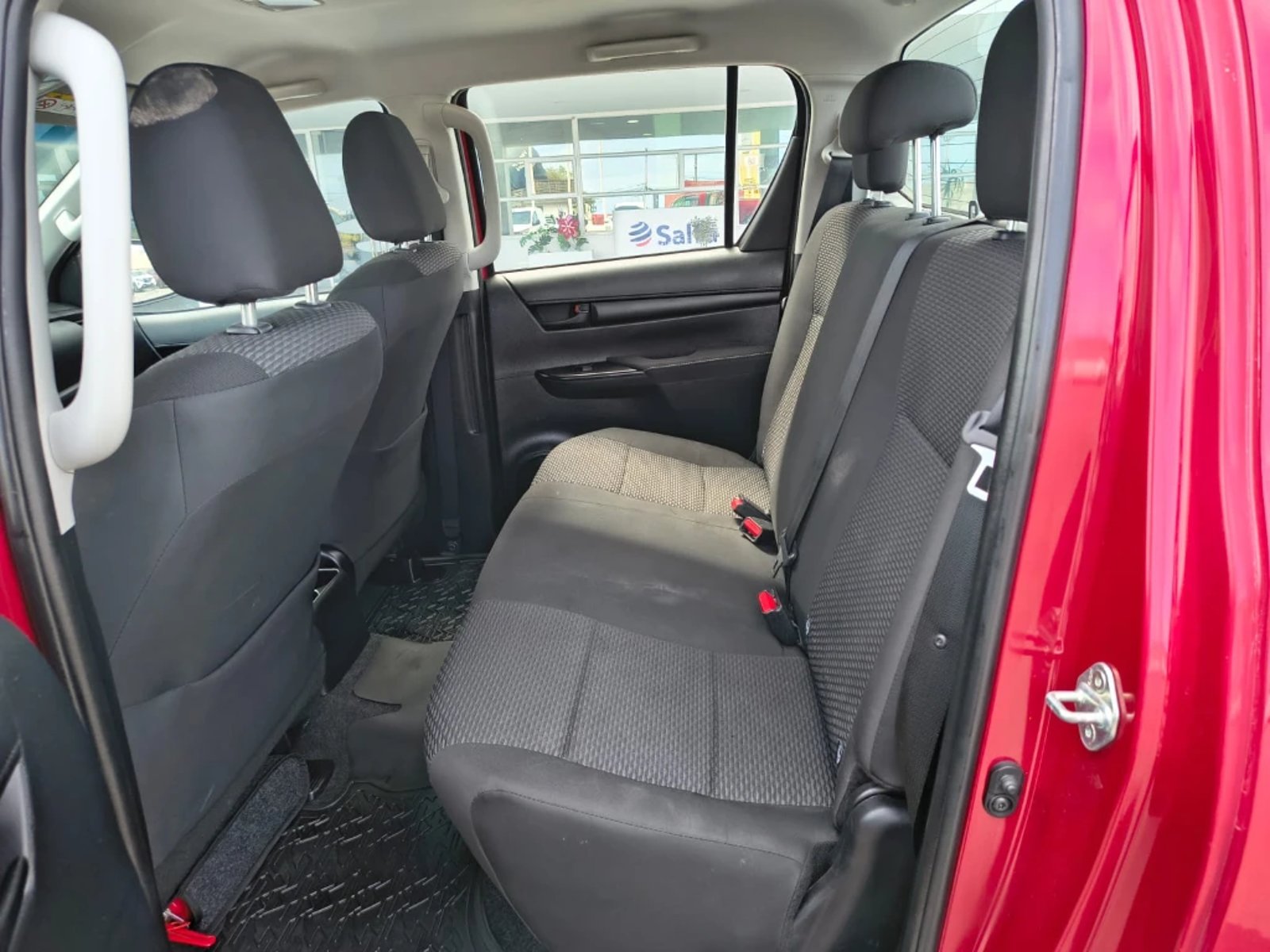 Toyota Hilux 2024 - Imagen 18 de 20
