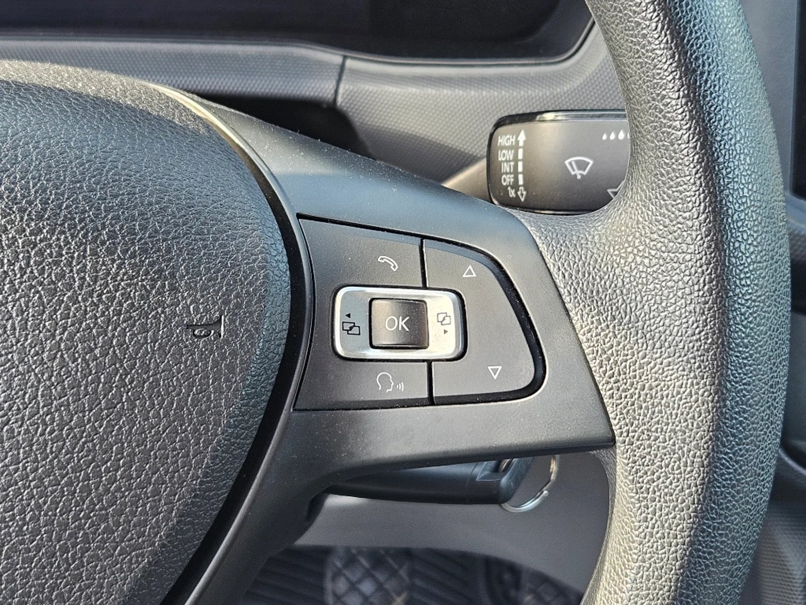 Volkswagen T-cross 2023 - Imagen 19 de 20