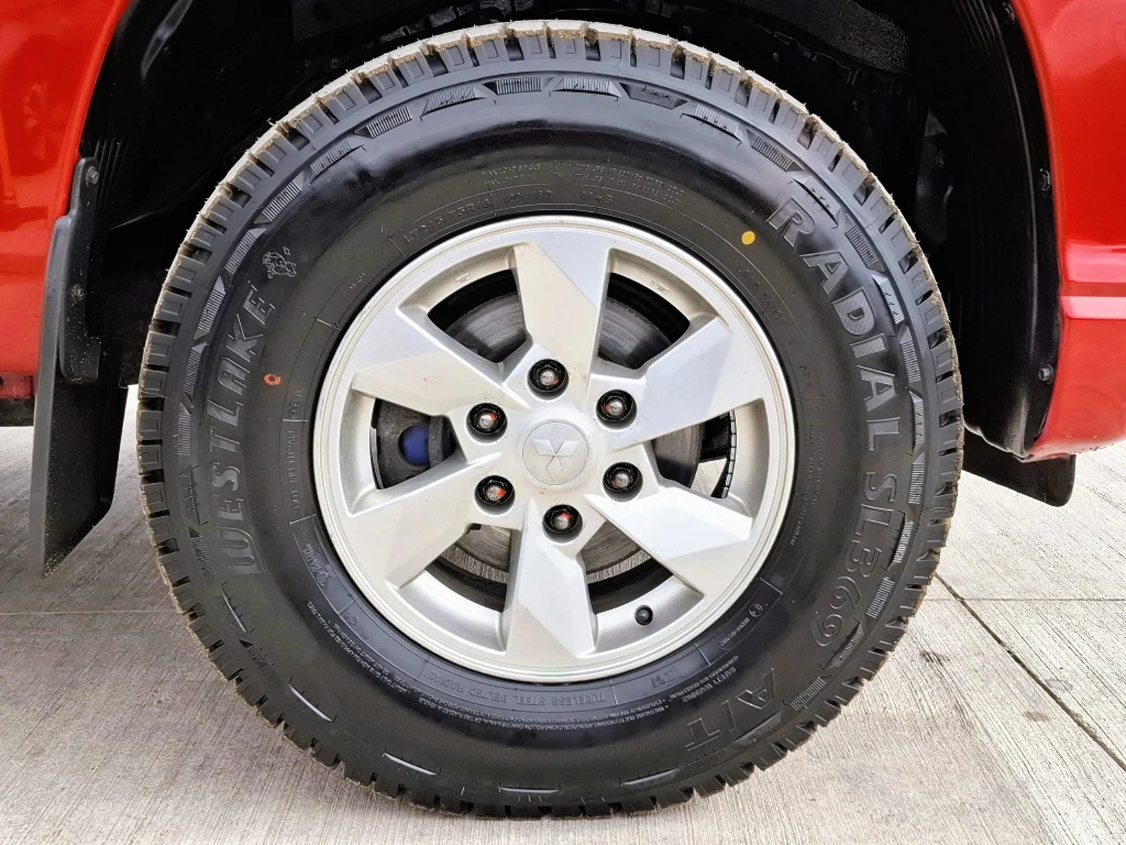 MITSUBISHI L200 2022 - Imagen 8 de 20