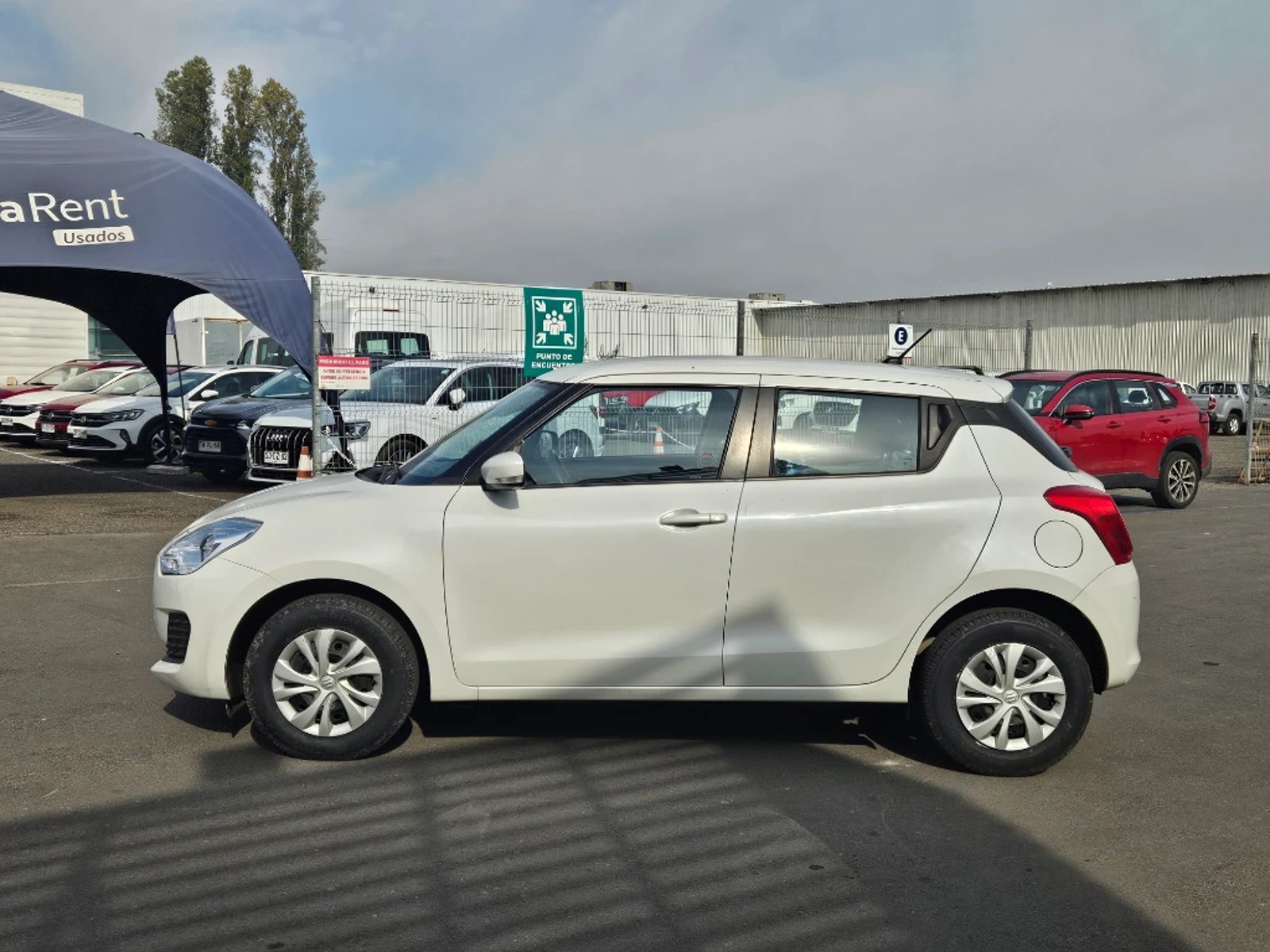 SUZUKI SWIFT 2023 - Imagen 8 de 20