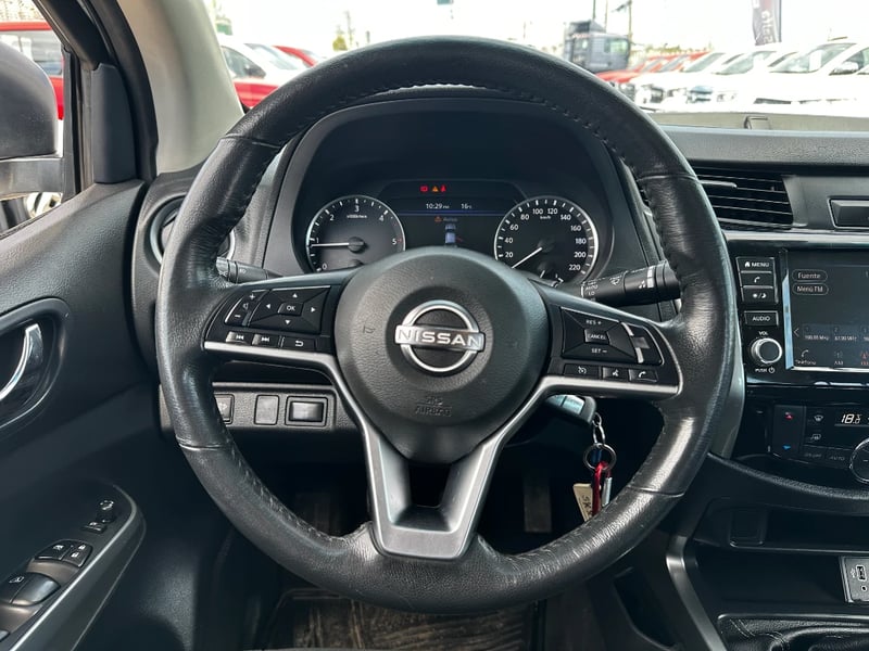 Nissan Navara 2023 - Imagen 15 de 20