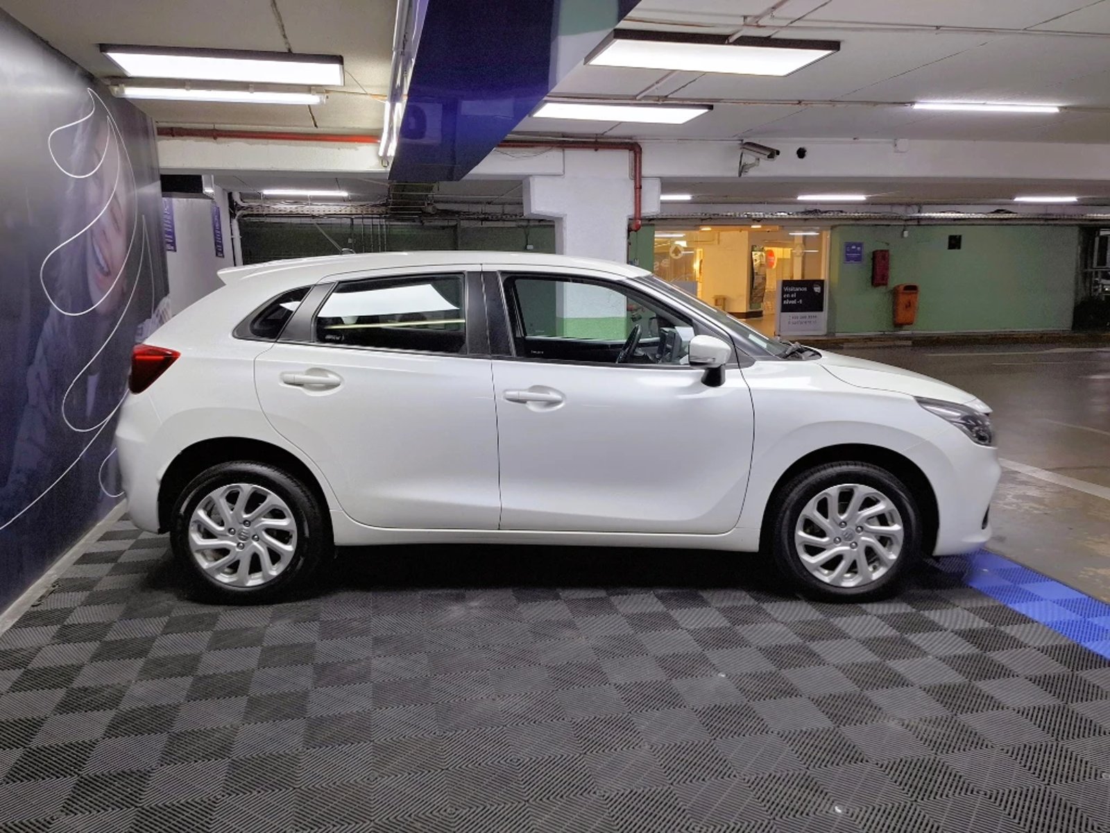 SUZUKI BALENO 2023 - Imagen 4 de 20