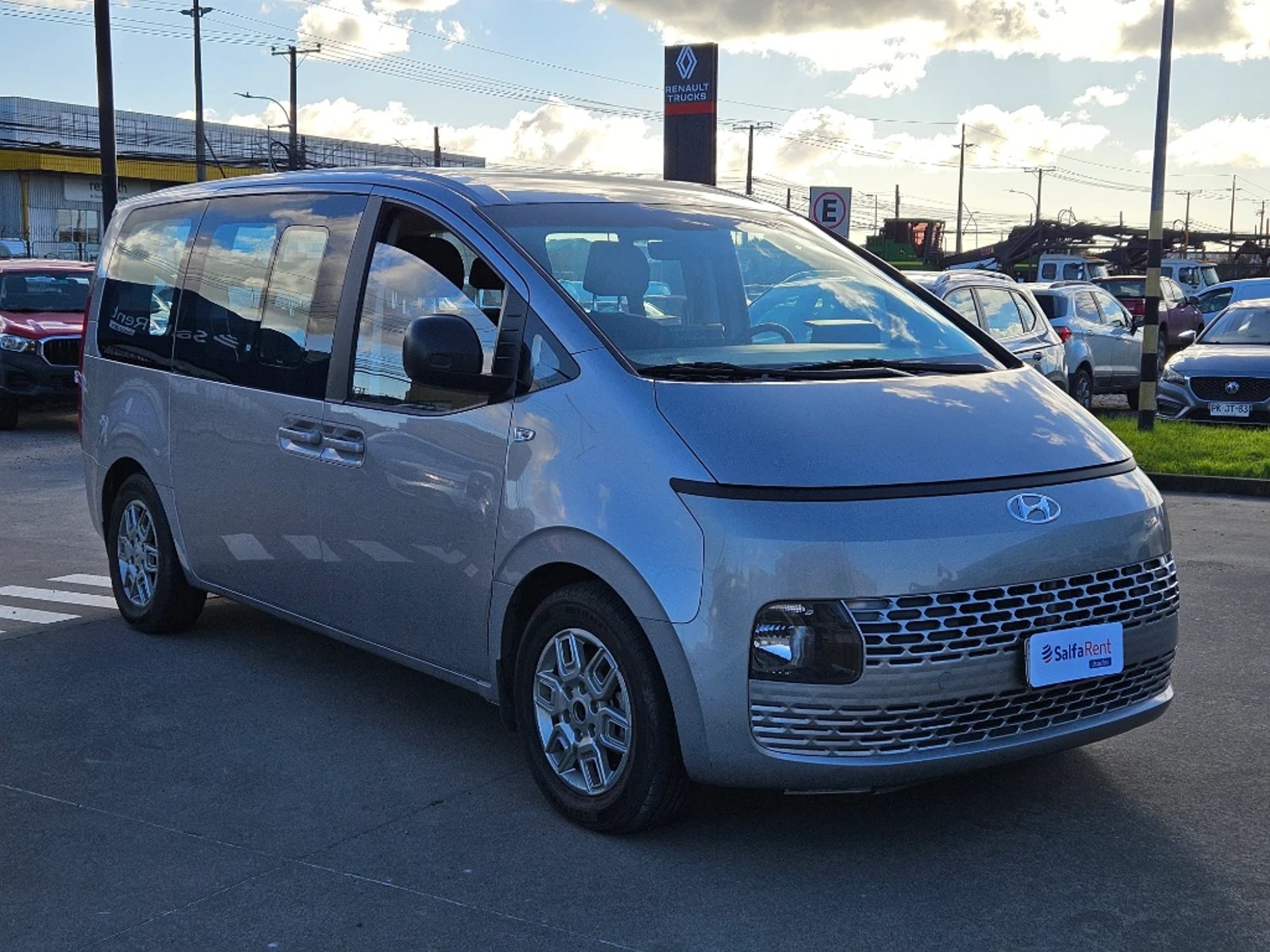 Hyundai Staria 2024 - Imagen 3 de 20