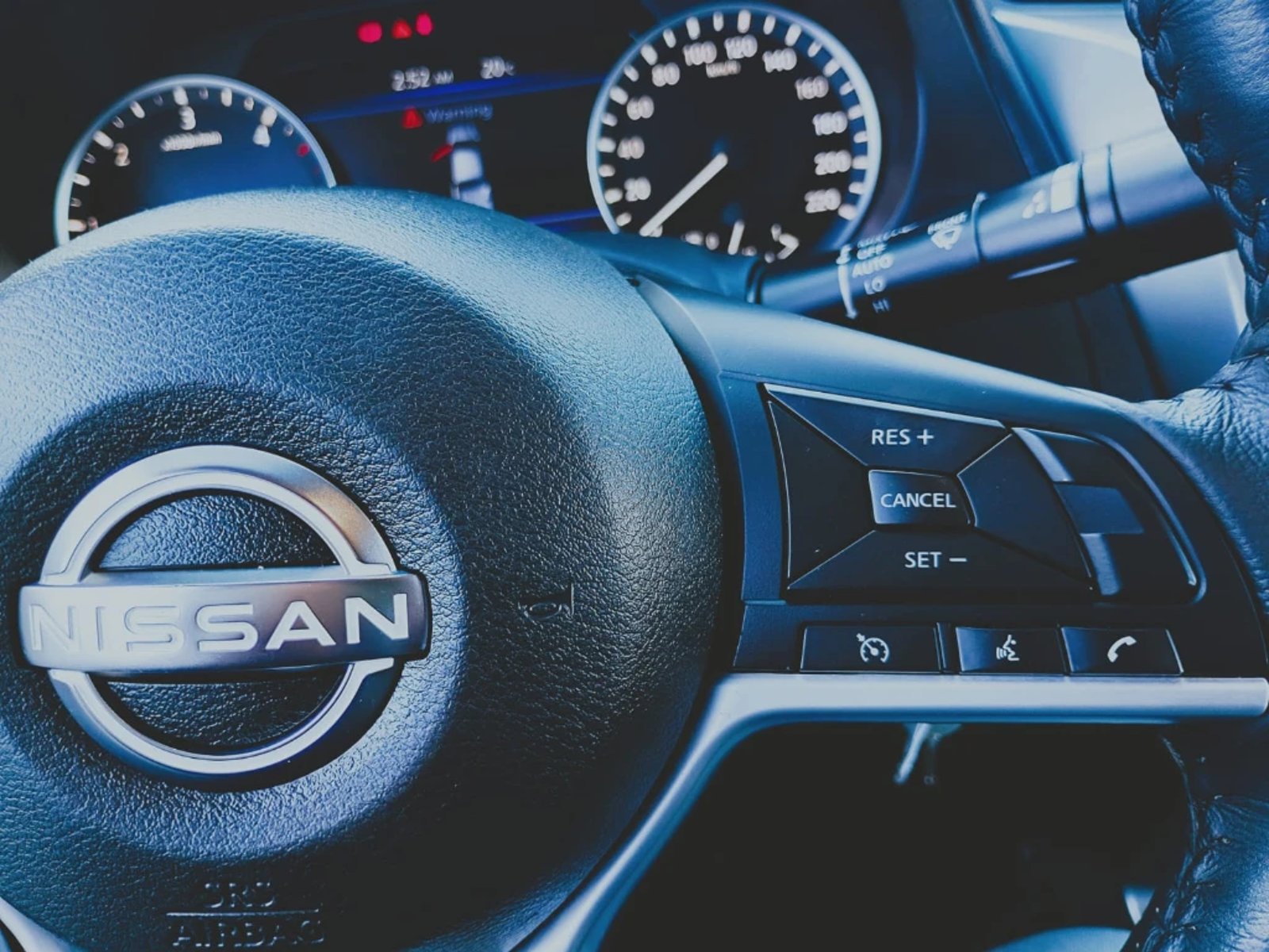 NISSAN NAVARA 2023 - Imagen 17 de 20