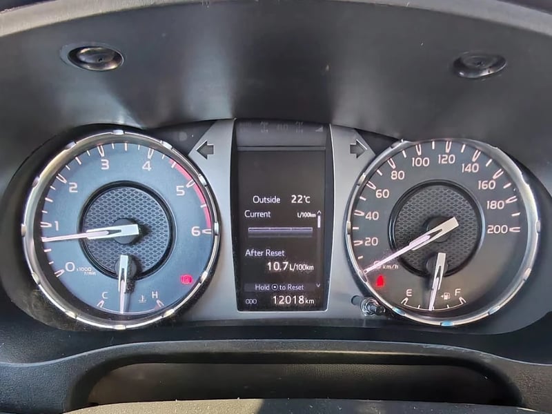 Toyota Hilux 2023 - Imagen 19 de 20