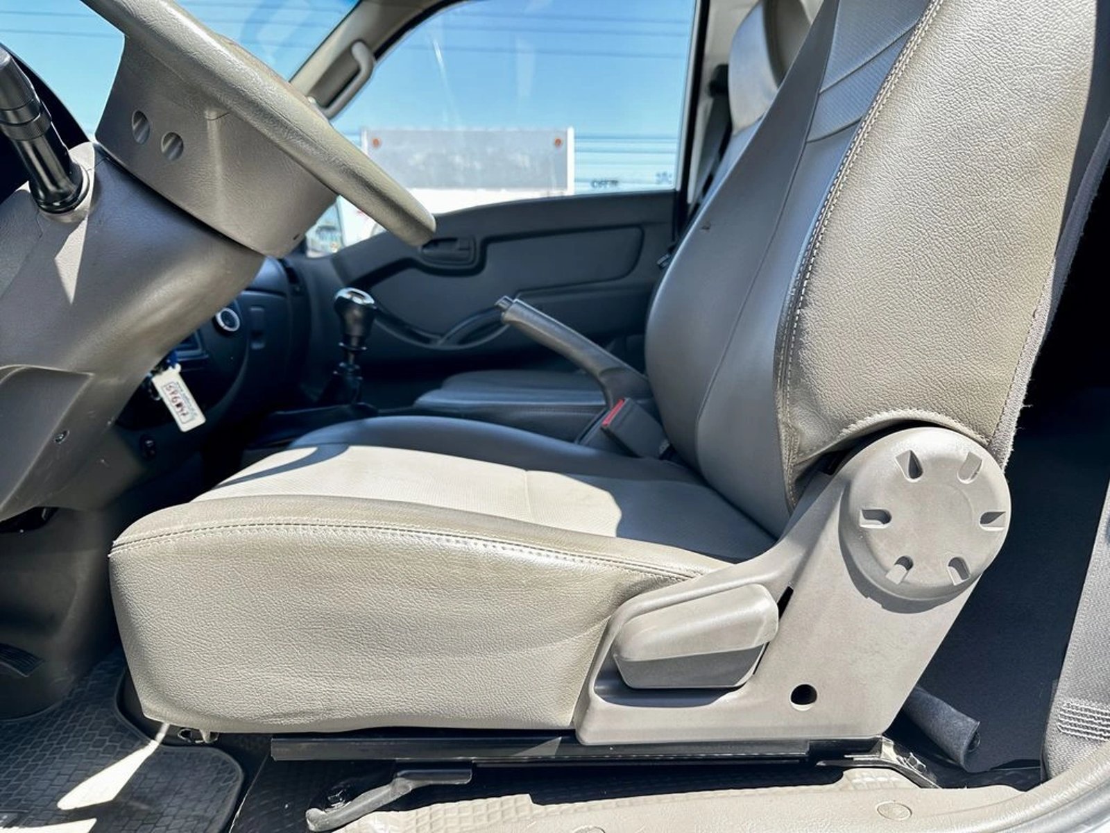 HYUNDAI PORTER 2023 - Imagen 18 de 20