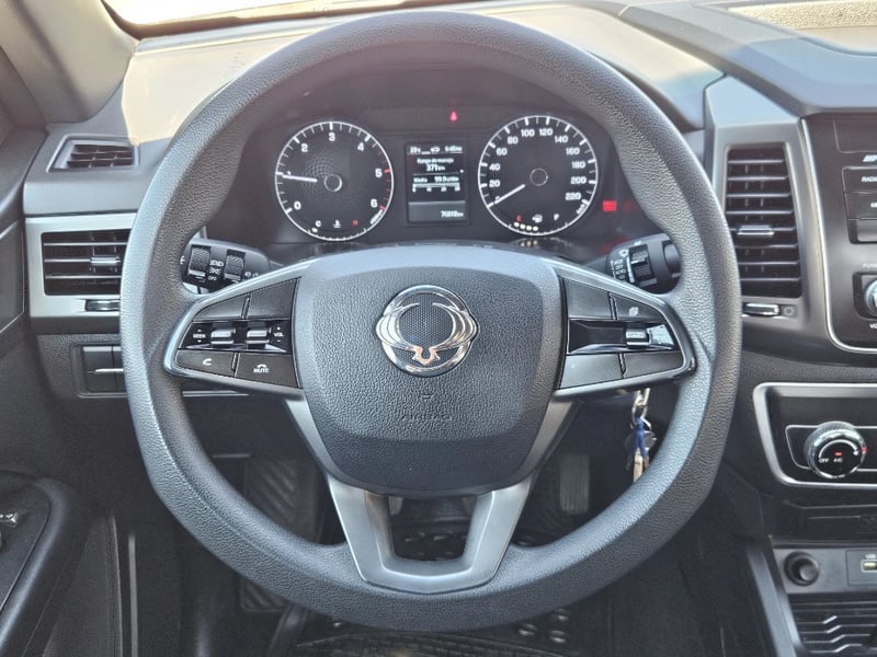 SsangYong Grand musso 2023 - Imagen 17 de 20