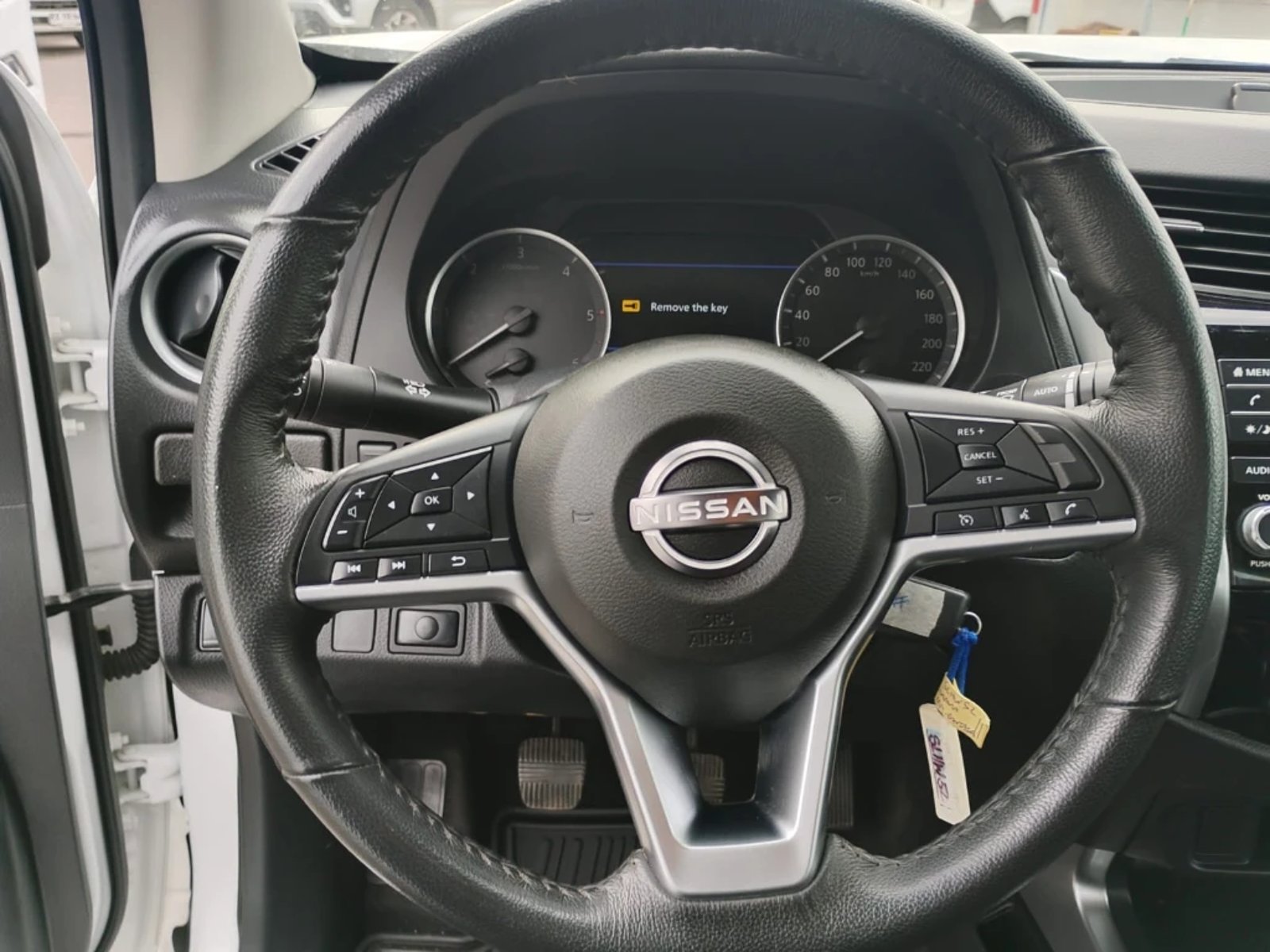 NISSAN NAVARA 2023 - Imagen 19 de 20