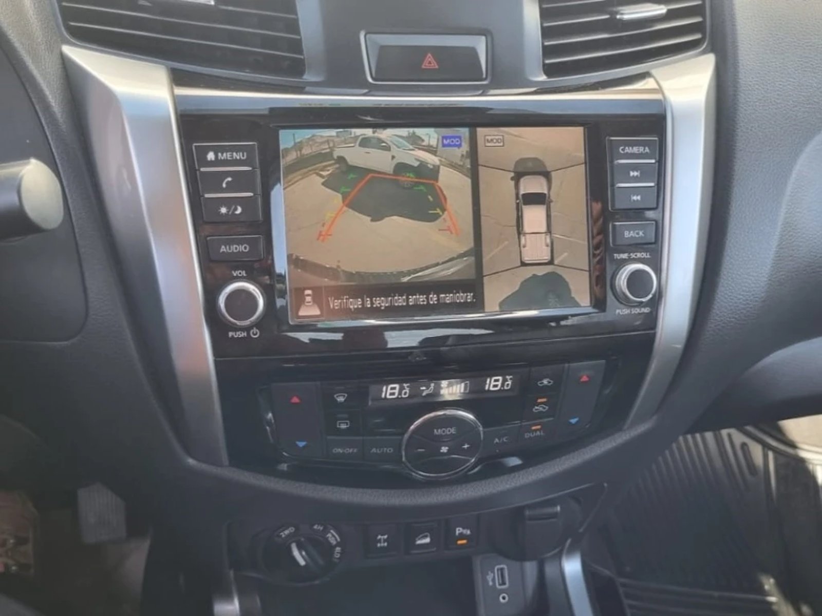 Nissan Navara 2023 - Imagen 18 de 20