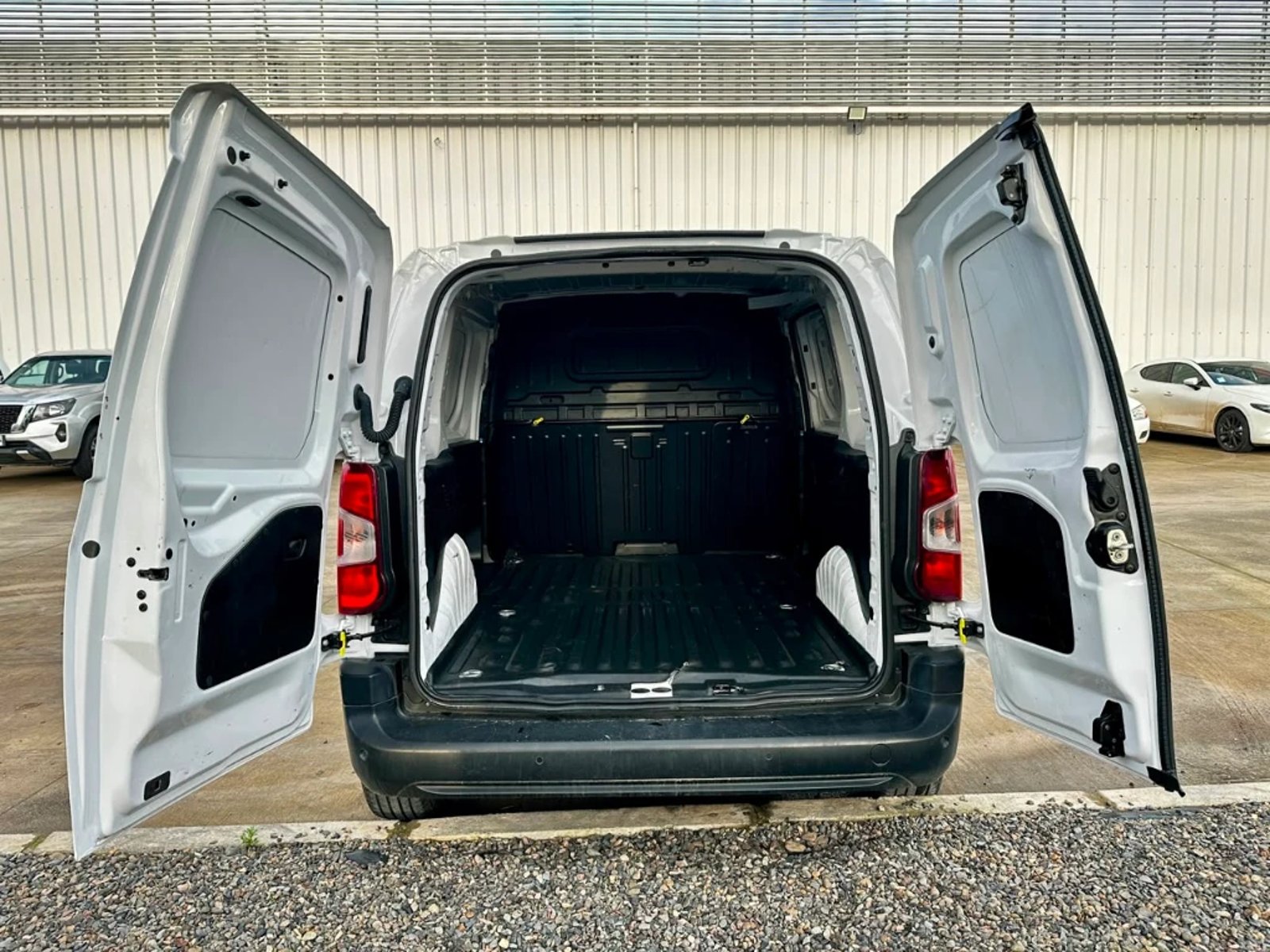 Citroën Berlingo 2024 - Imagen 10 de 20