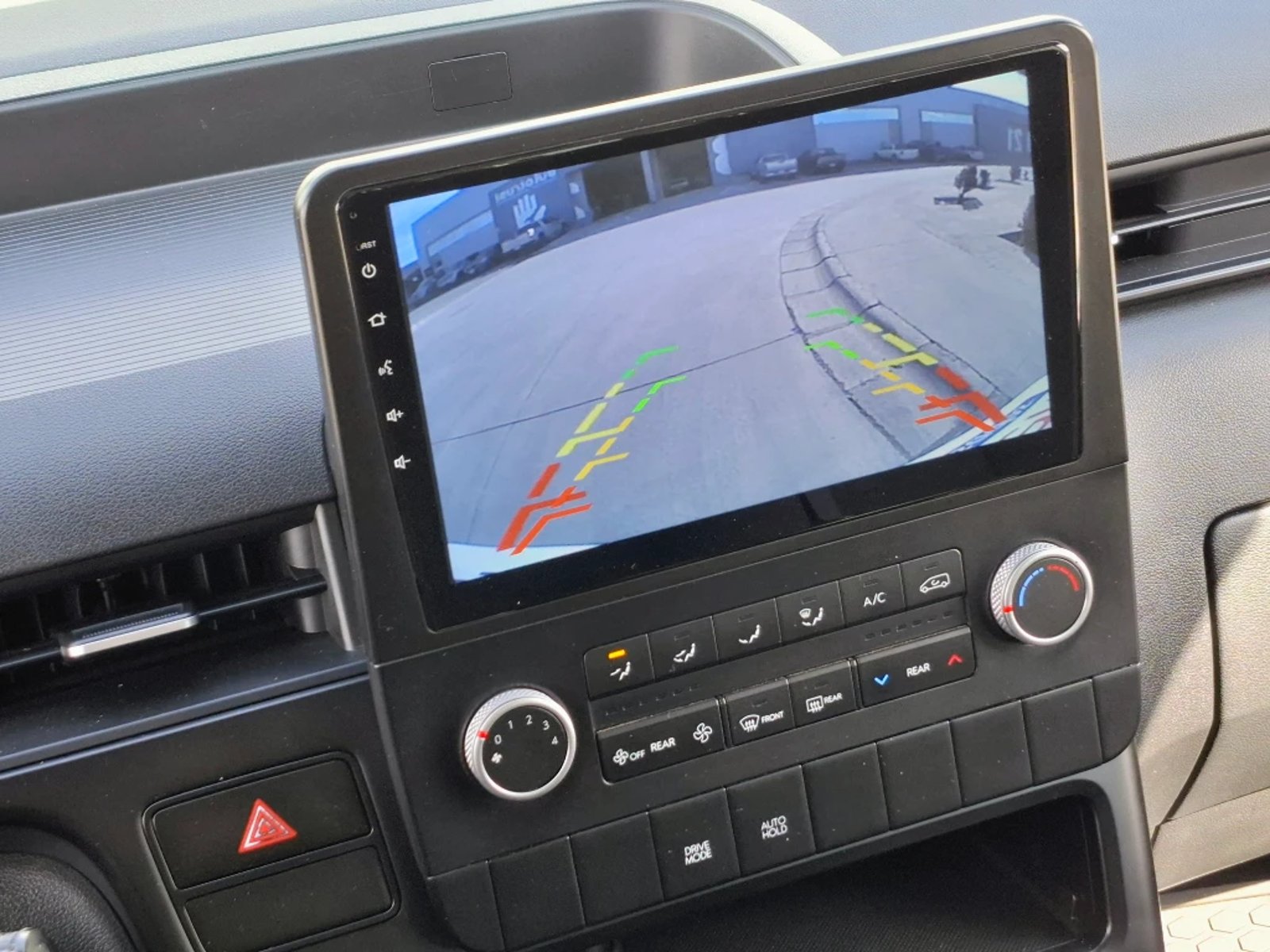 Hyundai Staria 2024 - Imagen 19 de 20