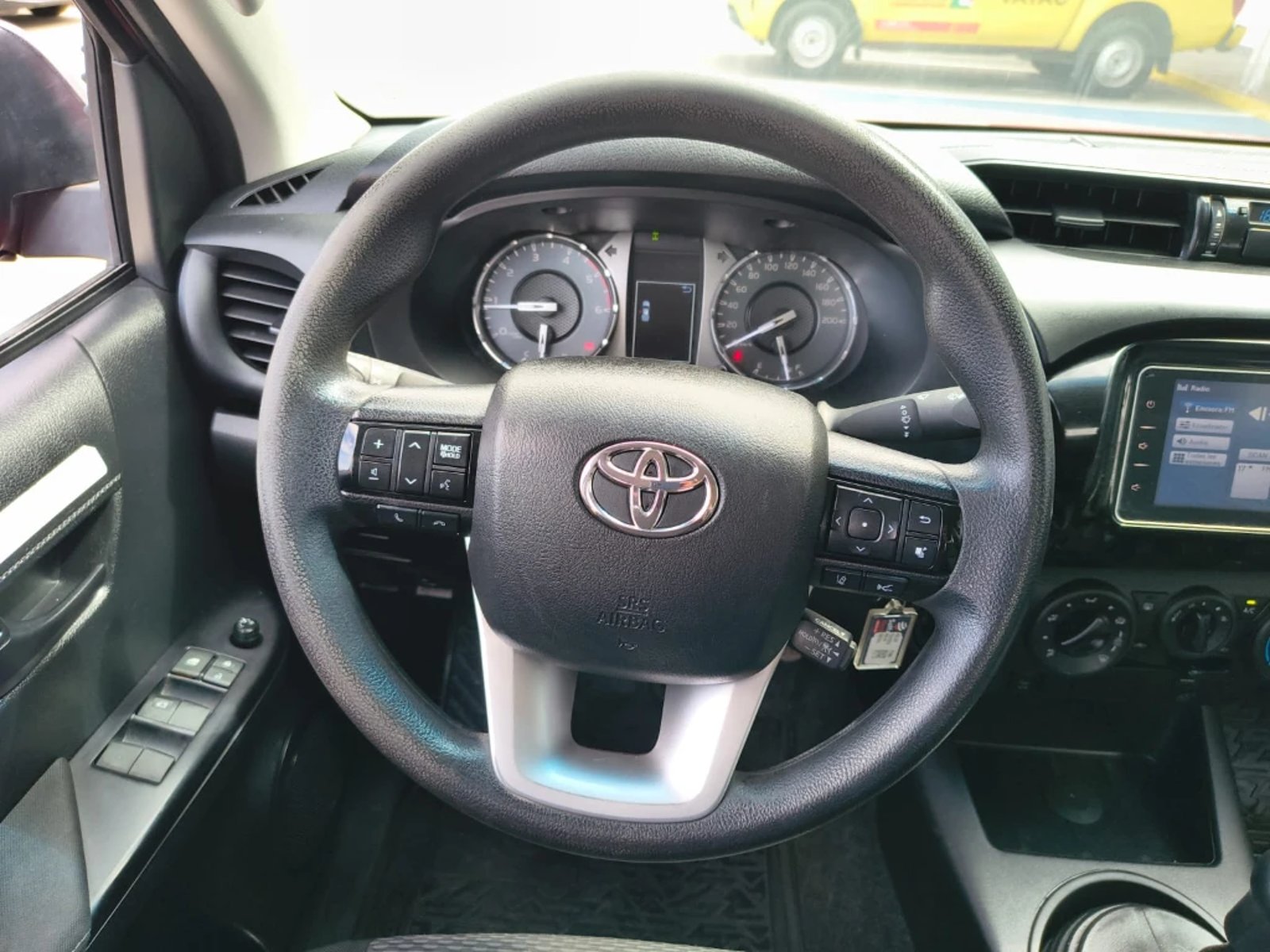 Toyota Hilux 2024 - Imagen 14 de 20