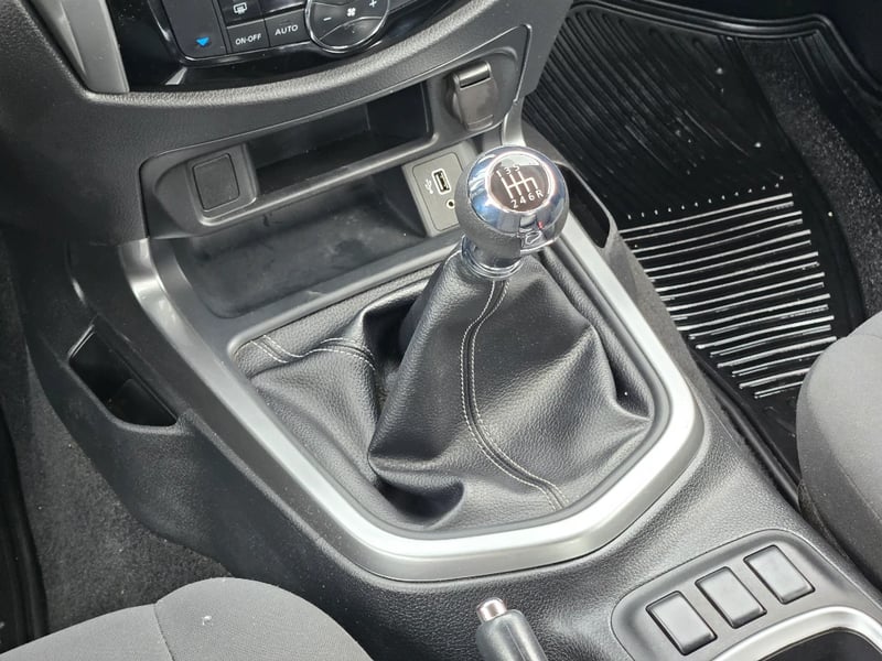 Nissan Navara 2023 - Imagen 14 de 20
