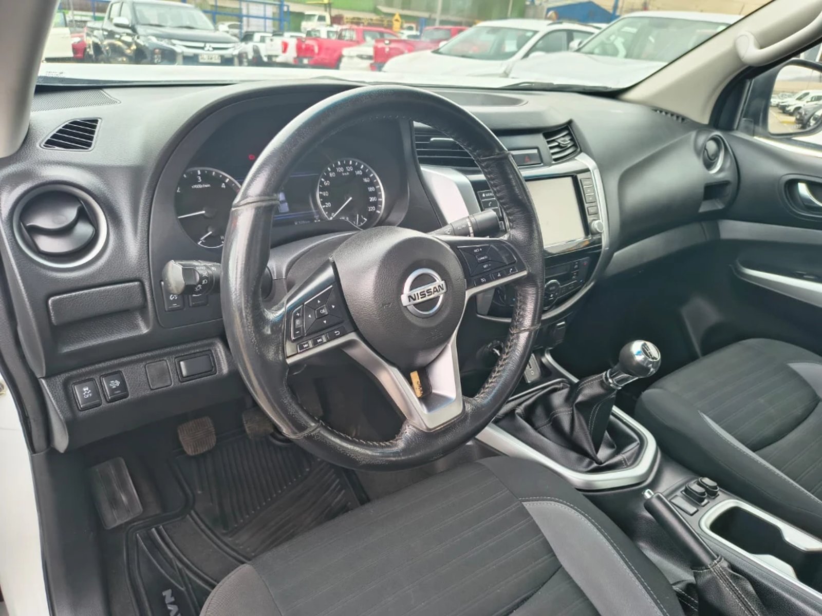 Nissan Navara 2023 - Imagen 14 de 20