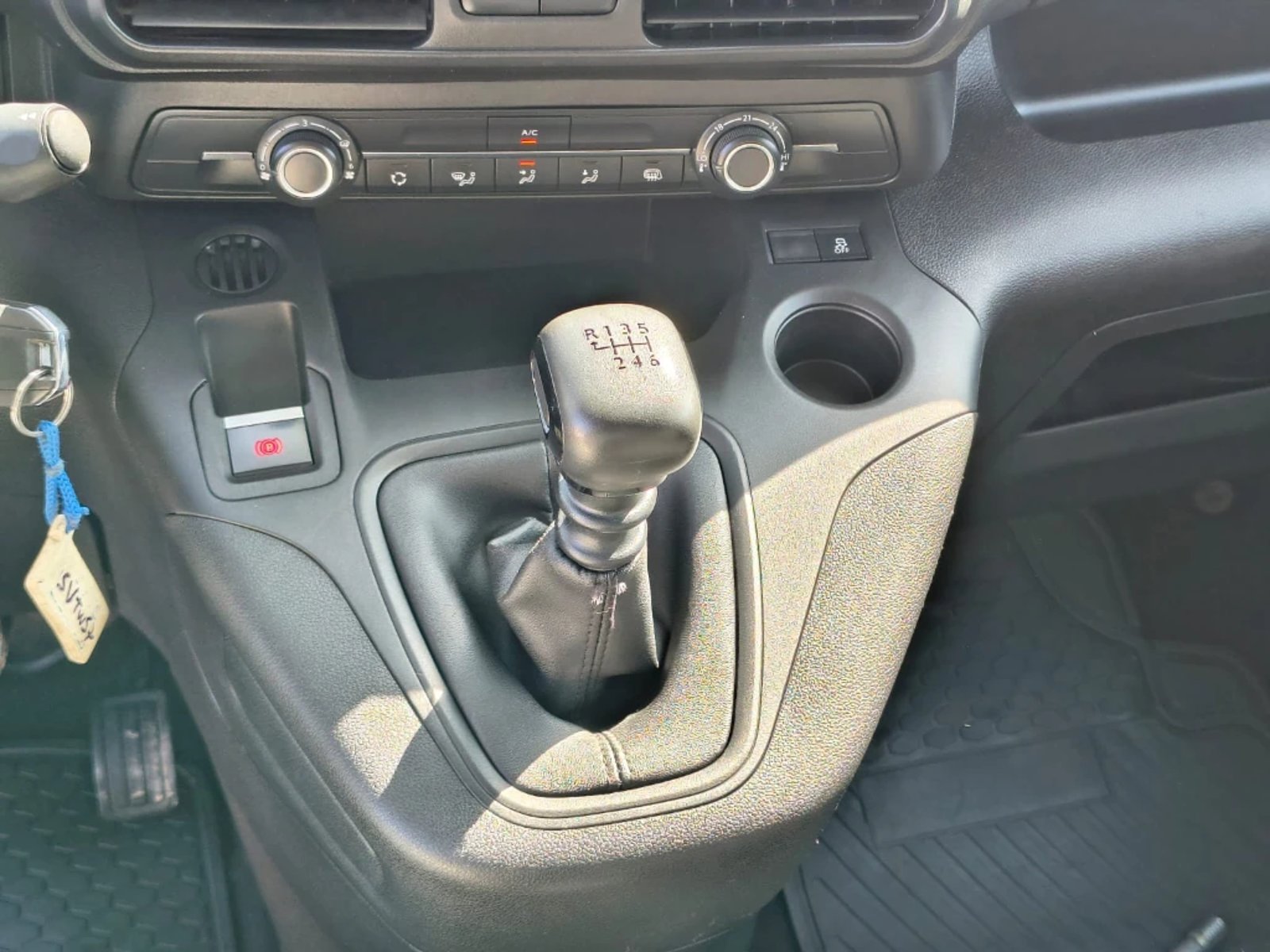 Peugeot Partner 2023 - Imagen 16 de 20