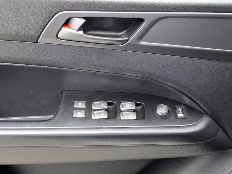 SsangYong Grand musso 2023 - Imagen 12 de 20