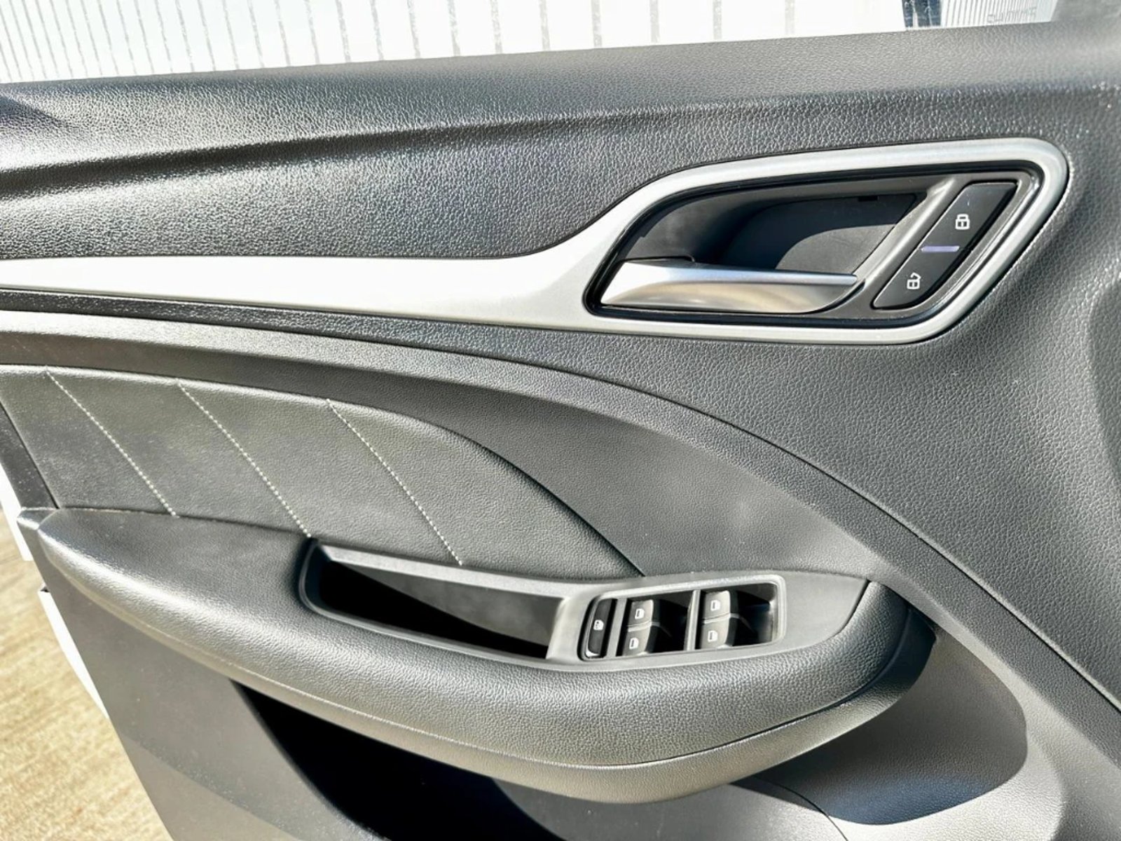 MG Zs 2023 - Imagen 17 de 20