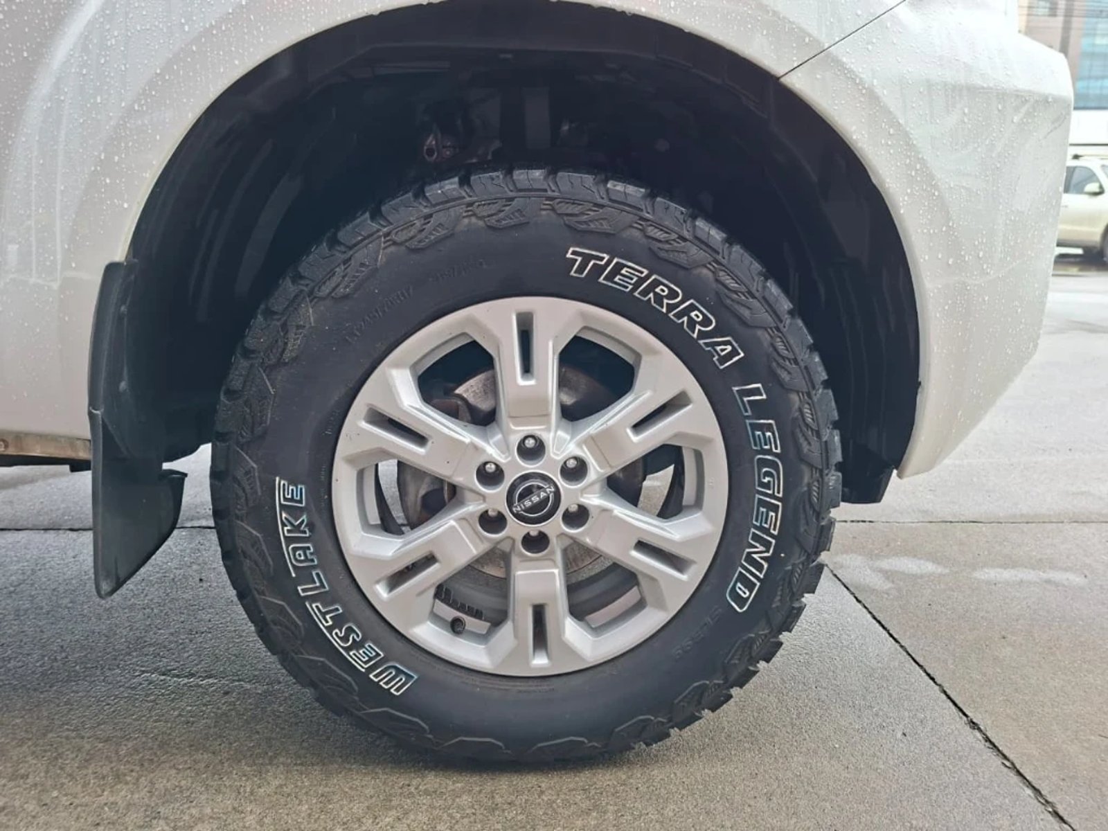 NISSAN NAVARA 2023 - Imagen 11 de 20