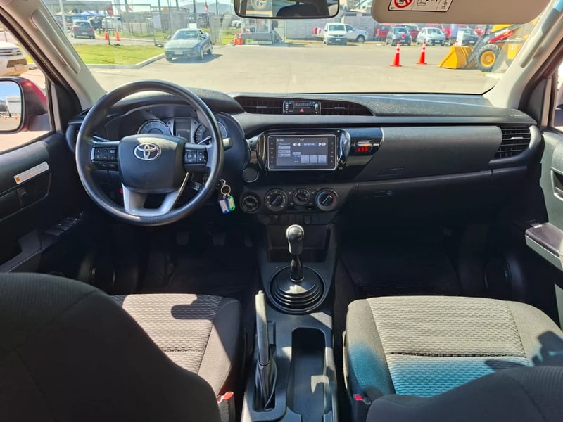 Toyota Hilux 2024 - Imagen 17 de 20