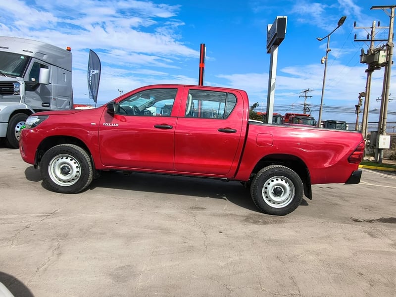 Toyota Hilux 2023 - Imagen 5 de 20