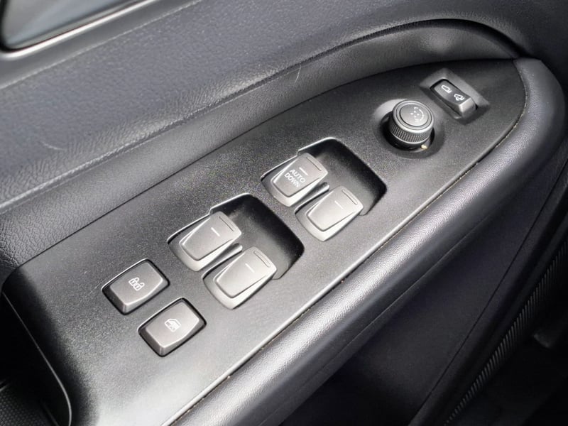 SsangYong Grand musso 2023 - Imagen 12 de 20