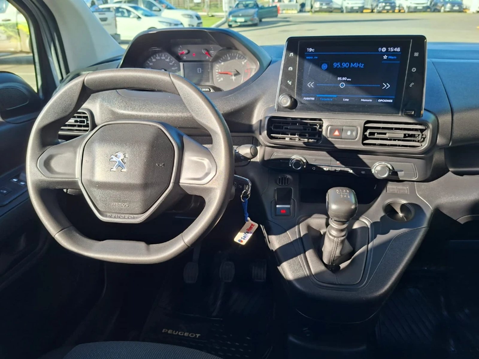 Peugeot Partner 2024 - Imagen 18 de 20