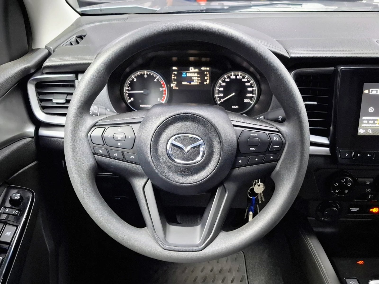 MAZDA BT-50 2024 - Imagen 15 de 20