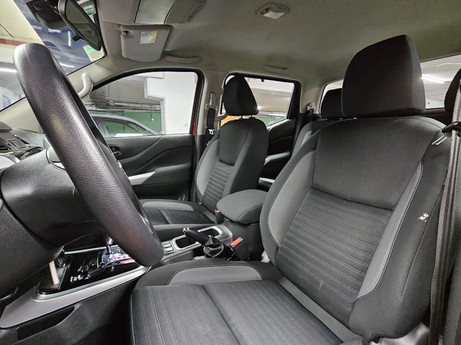NISSAN NAVARA 2024 - Imagen 15 de 20