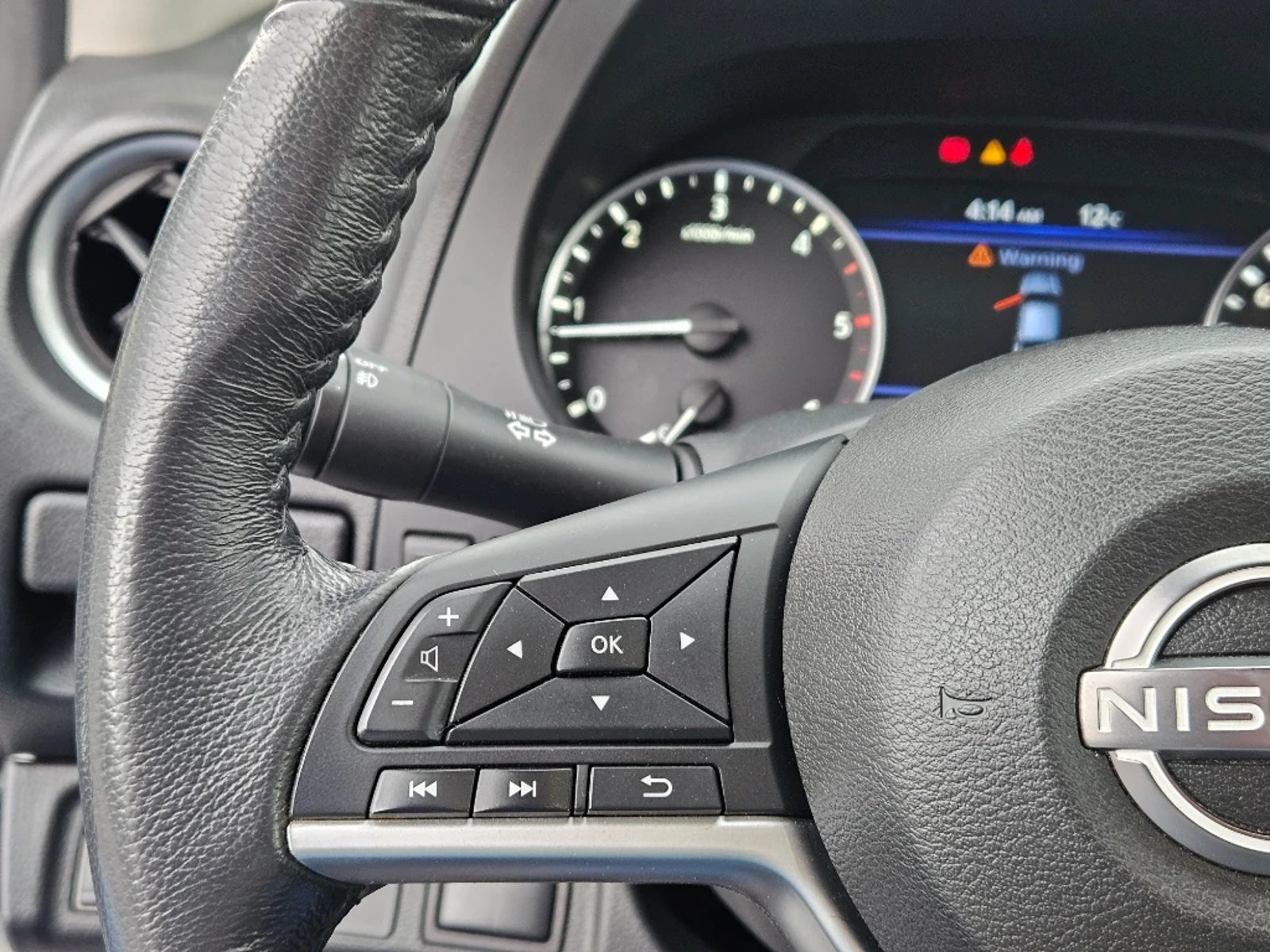 Nissan Navara 2023 - Imagen 18 de 20