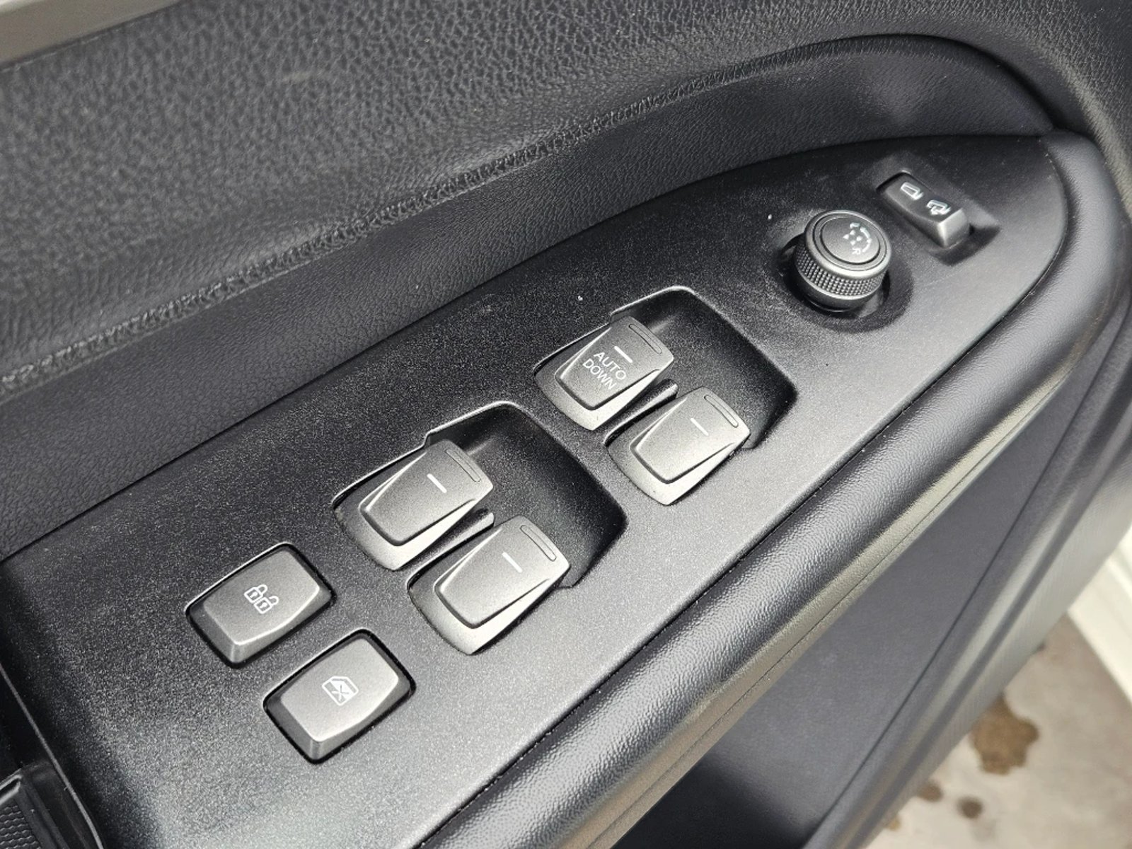 SsangYong Grand musso 2023 - Imagen 16 de 20