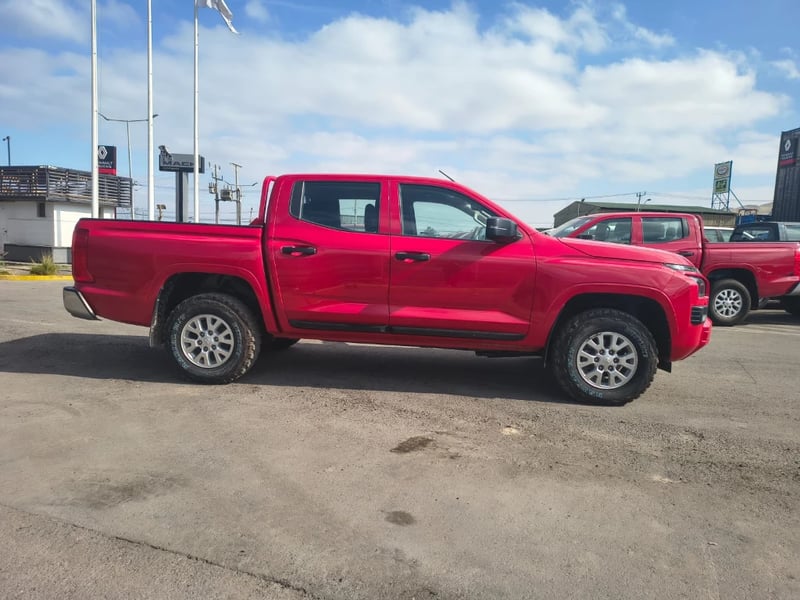 Mitsubishi L200 2024 - Imagen 4 de 20