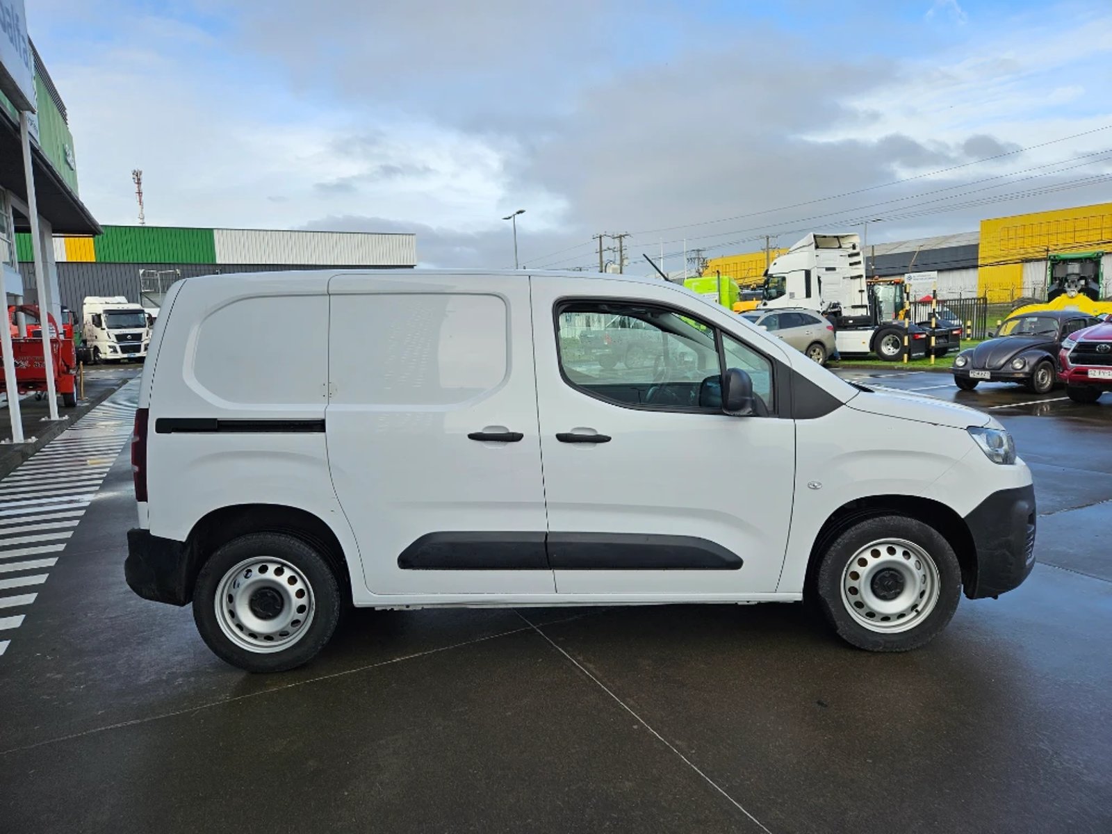 Citroën Berlingo 2024 - Foto 4 de 20