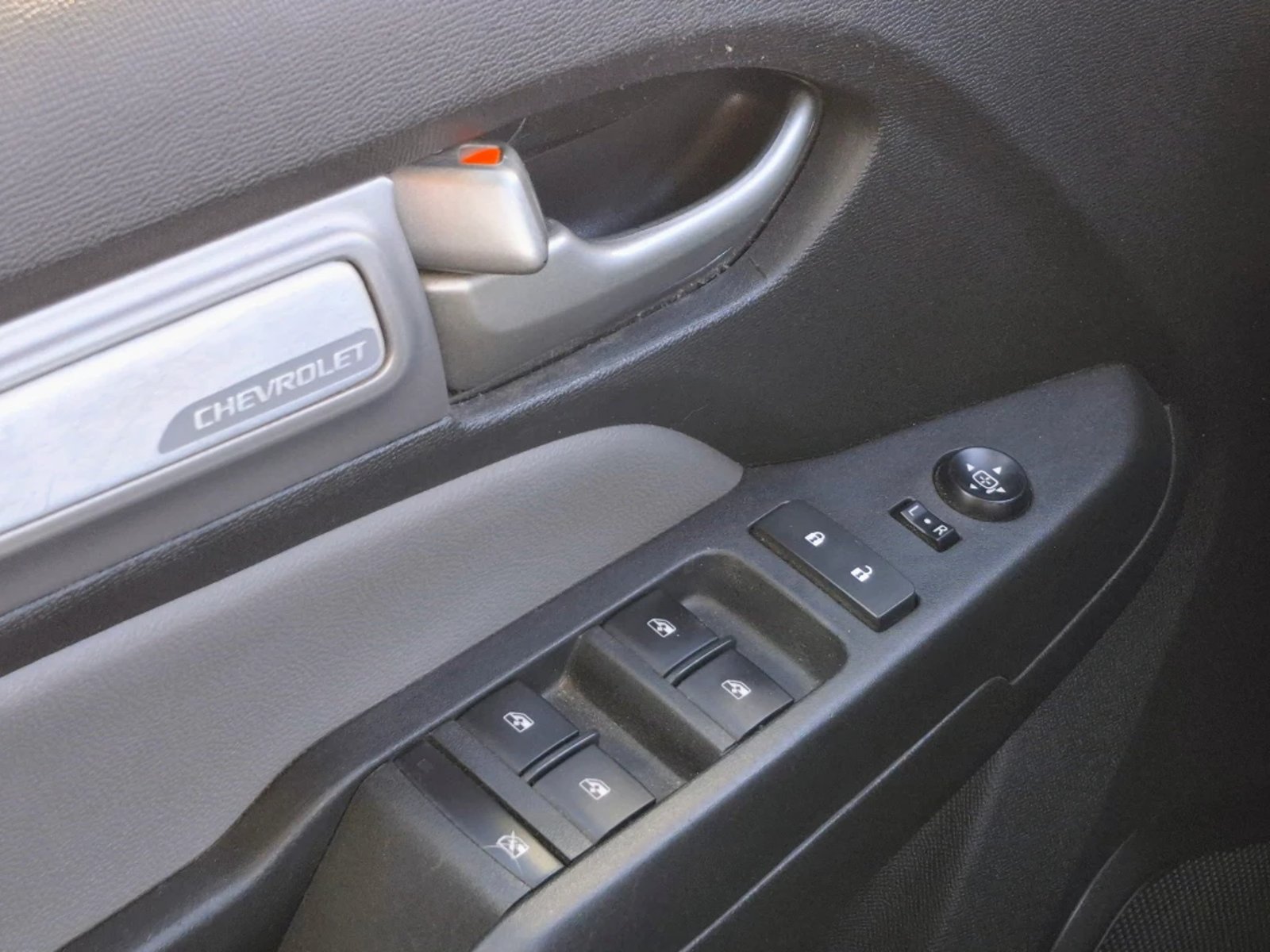 CHEVROLET COLORADO 2023 - Imagen 13 de 20