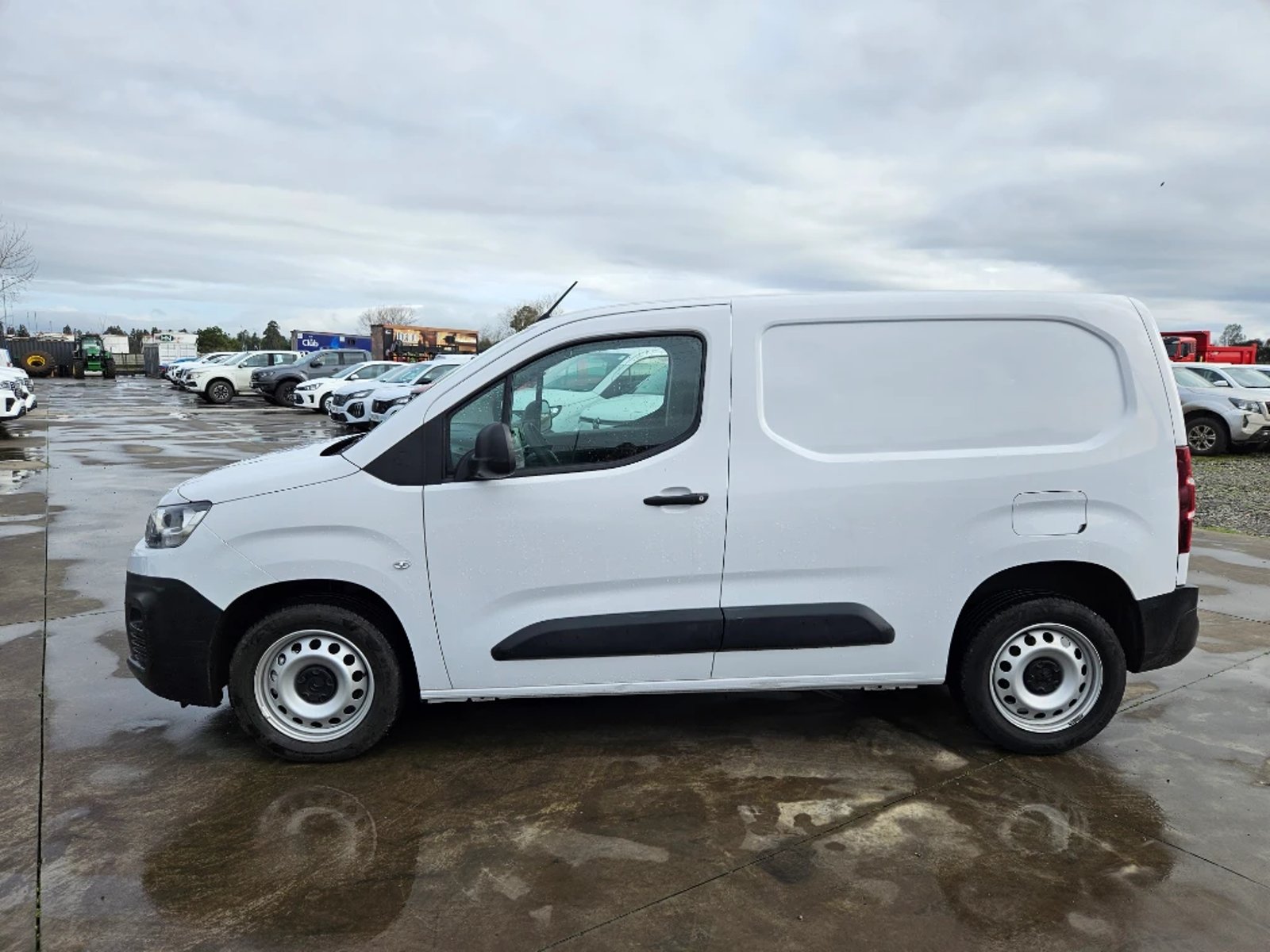 Citroën Berlingo 2024 - Imagen 8 de 20