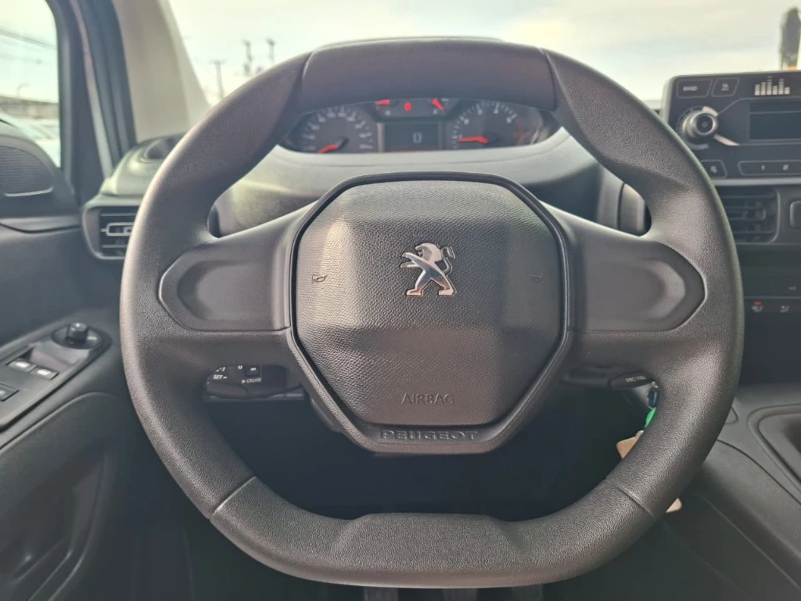 PEUGEOT PARTNER 2023 - Imagen 19 de 20