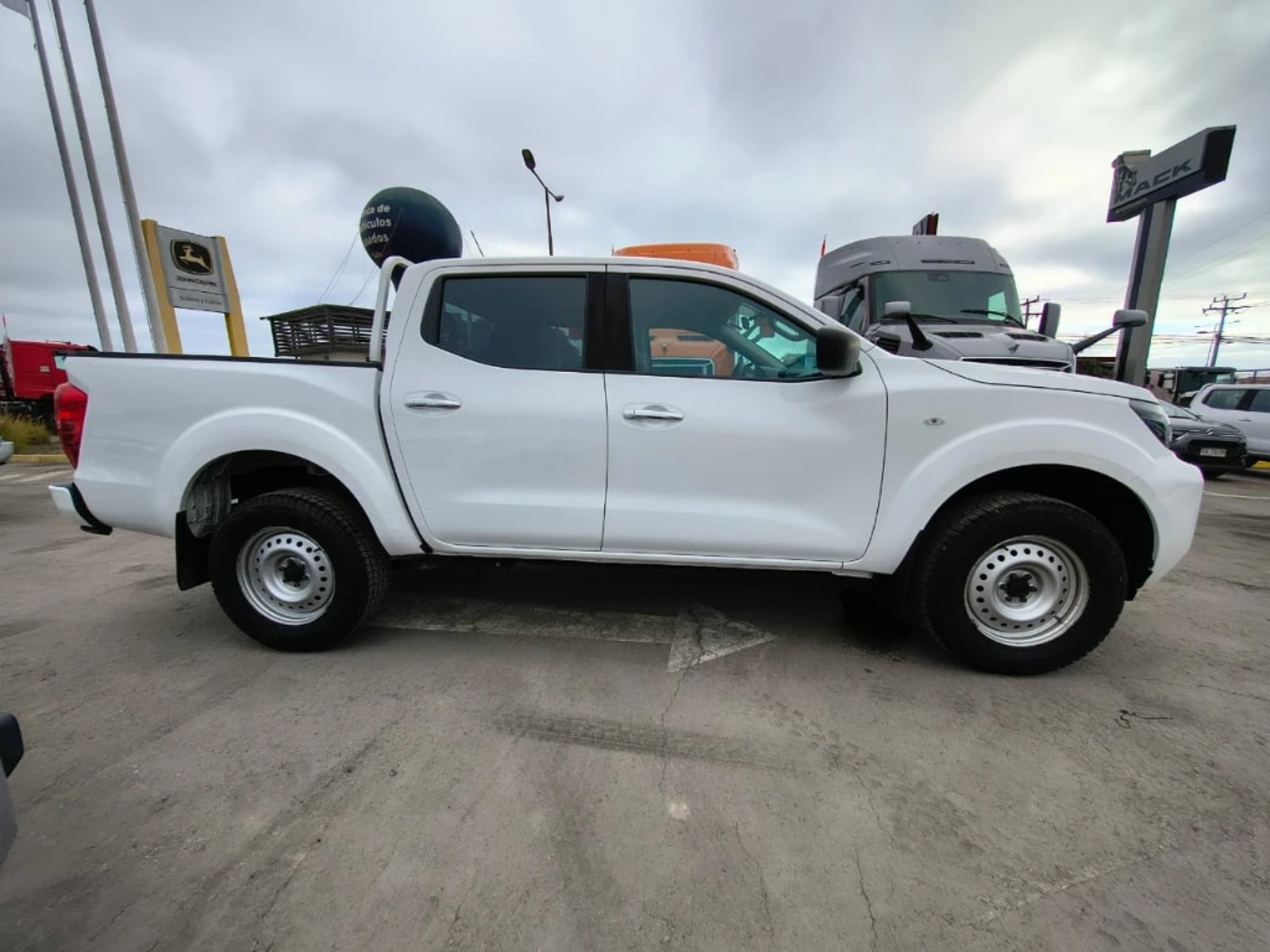 Nissan Navara 2023 - Foto 5 de 20