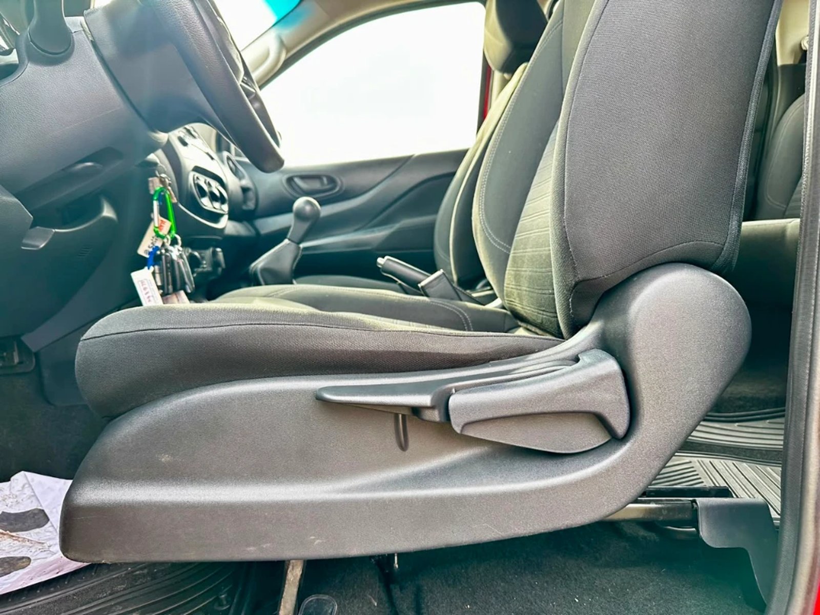 NISSAN NAVARA 2023 - Imagen 19 de 20