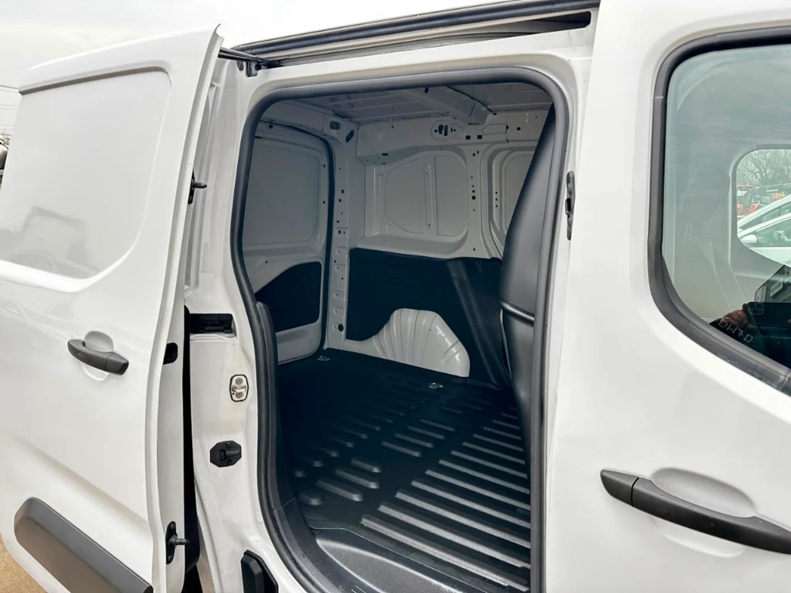 Citroën Berlingo 2023 - Imagen 13 de 20