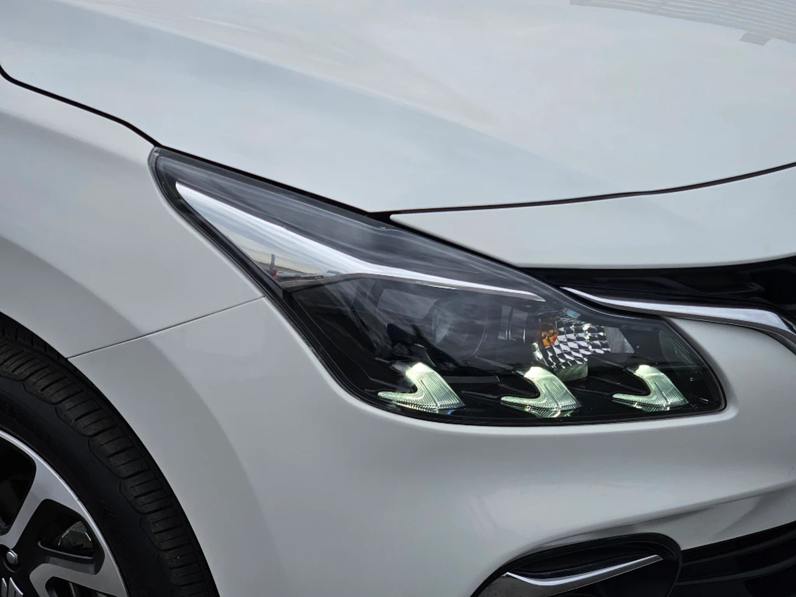Suzuki Baleno 2023 - Imagen 9 de 20