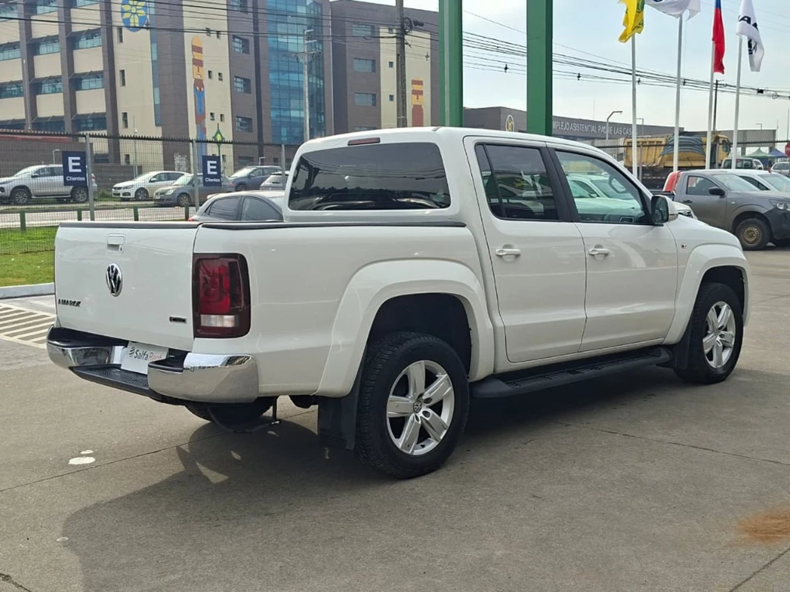 VOLKSWAGEN AMAROK 2023 - Imagen 5 de 20