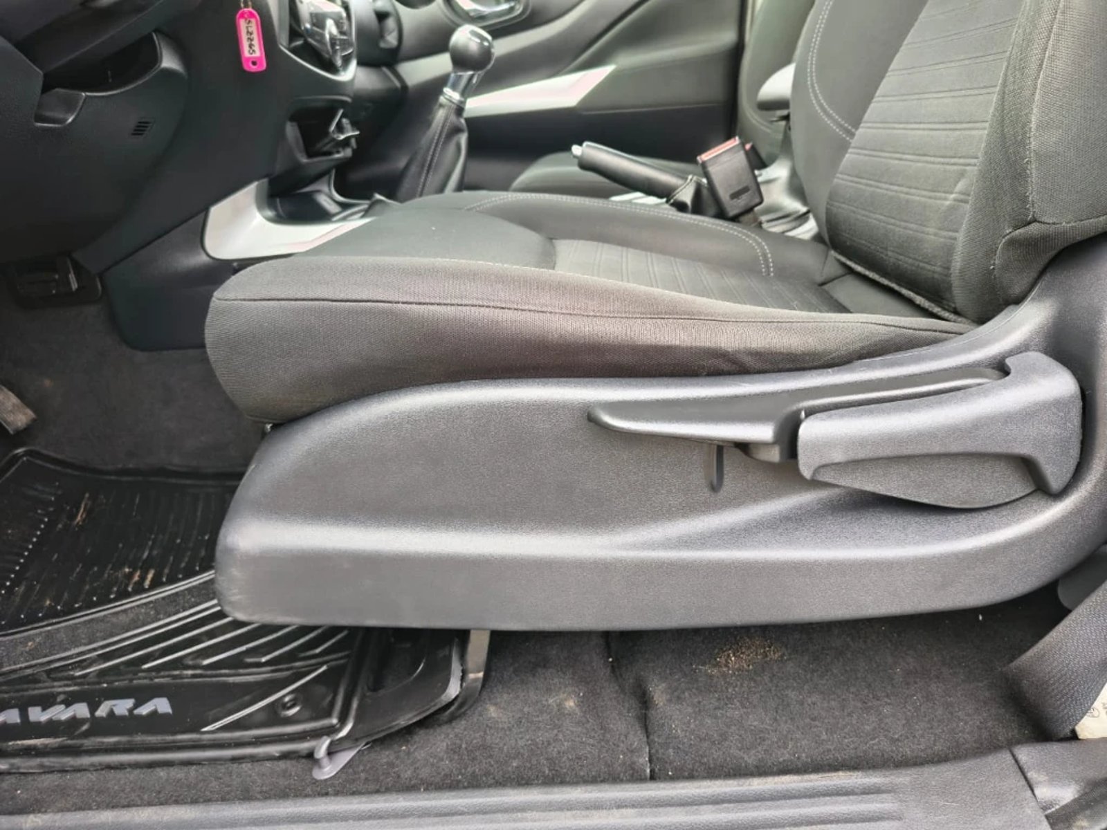 Nissan Navara 2023 - Imagen 13 de 20
