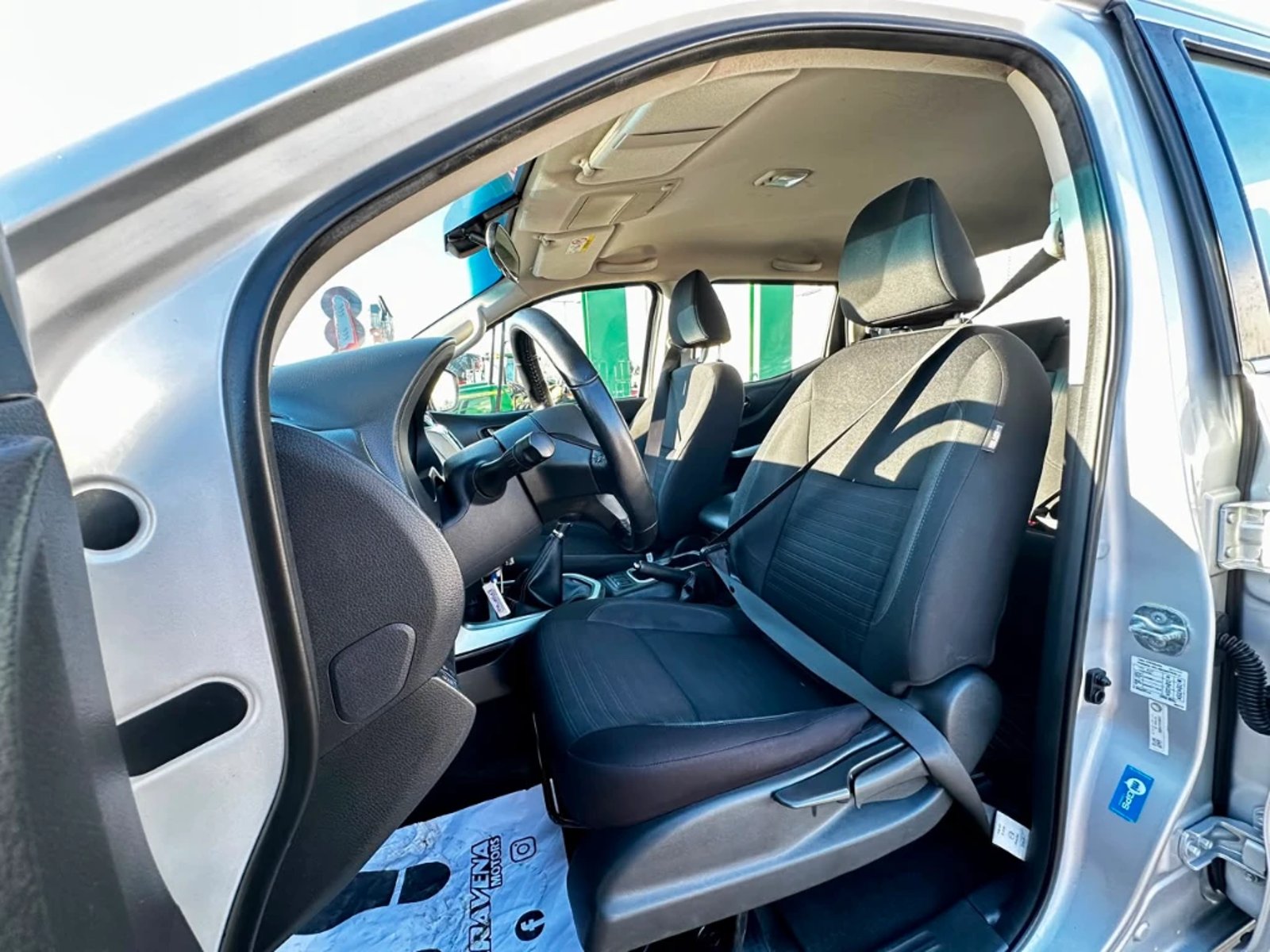 Nissan Navara 2023 - Imagen 13 de 20