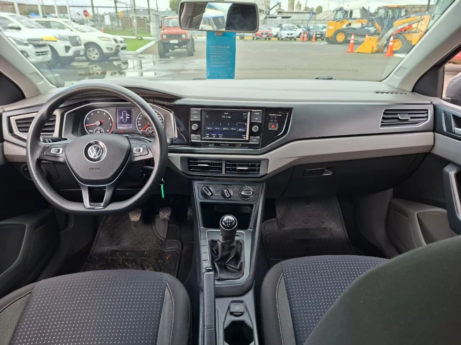 VOLKSWAGEN VIRTUS 2023 - Imagen 15 de 20