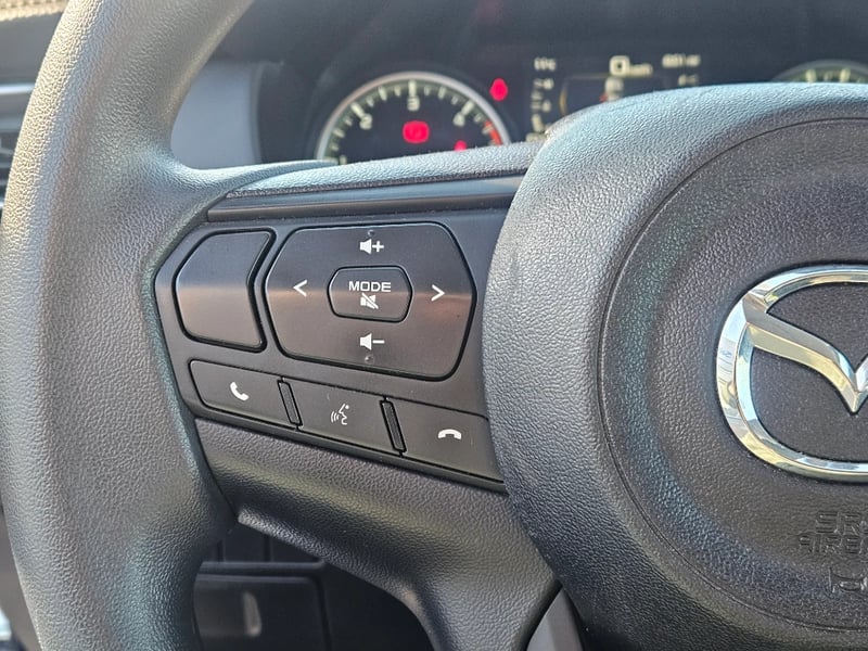 Mazda Bt-50 2024 - Imagen 15 de 20