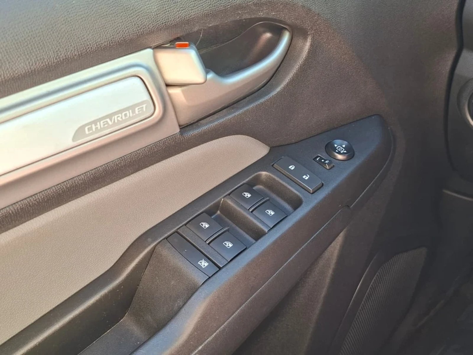 CHEVROLET COLORADO 2023 - Imagen 15 de 20