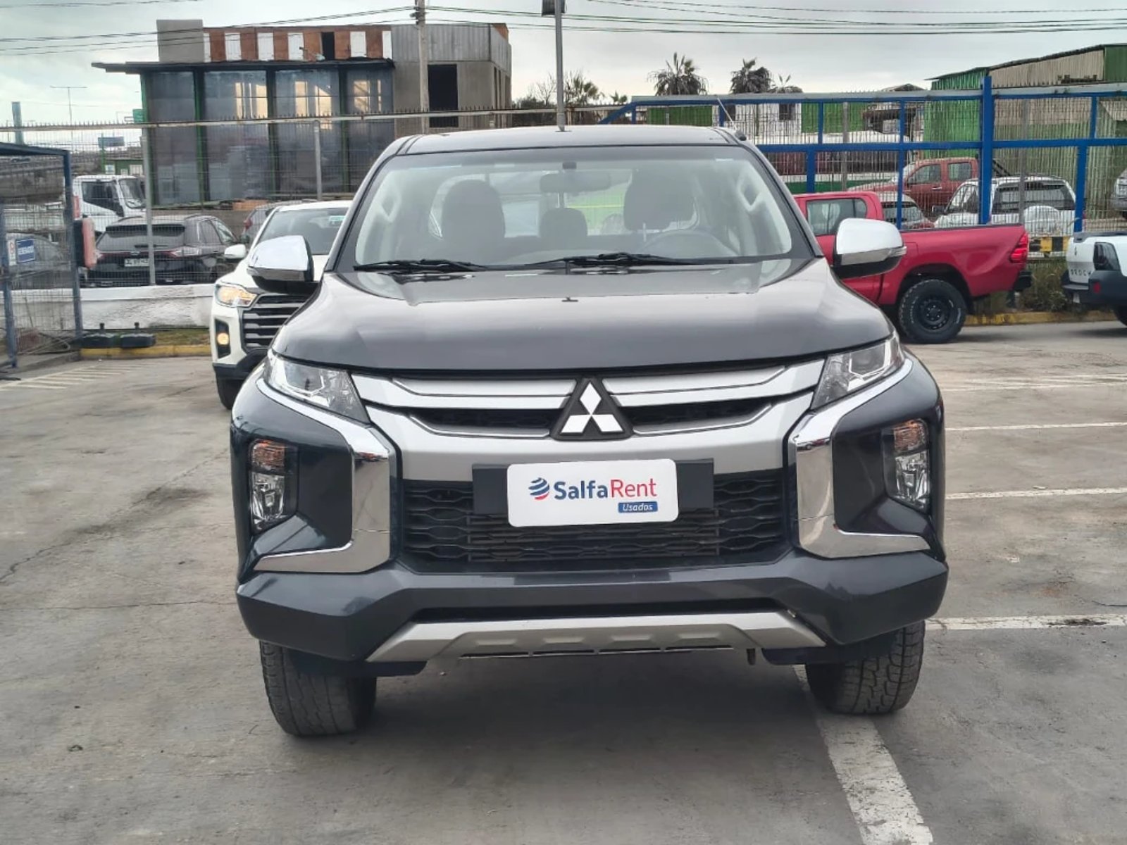 Mitsubishi L200 2023 - Foto 2 de 20