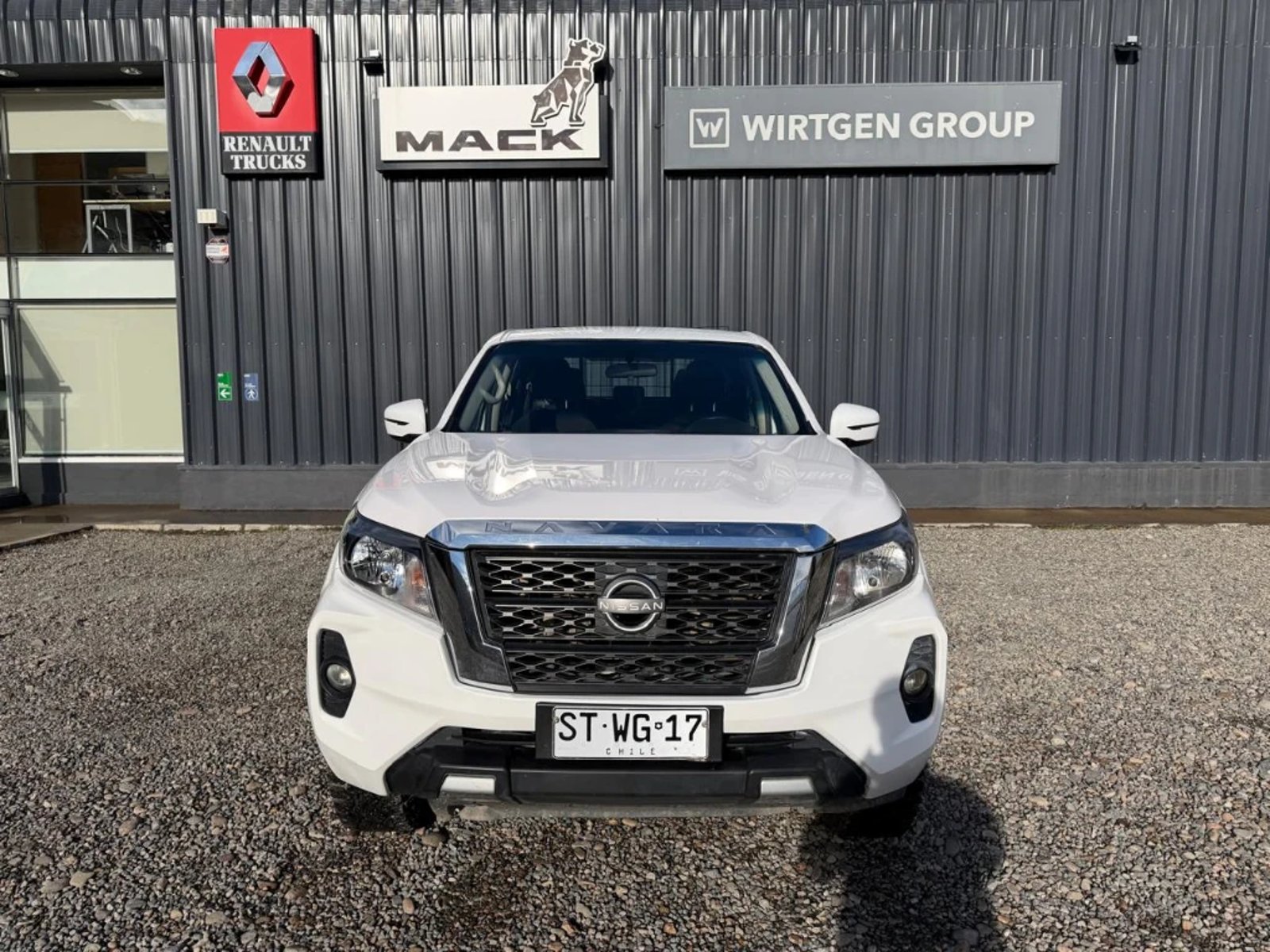 Nissan Navara 2023 - Foto 2 de 20